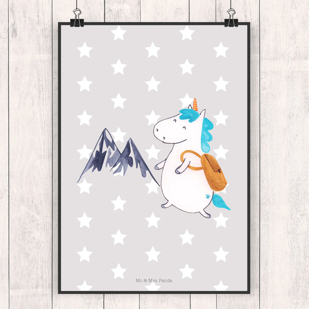 Poster unicorn climber Wandschmuck, grafikposter, Poster, Kunstdruck, kunstposter, kunstdruck poster, wanddruck, Mr. & Mrs. Panda Poster, Designposter, typografie poster, Plakat, Deko Poster, Deko Bild, wanddeko, Bild, Wandbild, drucke, Design Poster, Wanddekoration, wandkunst, Panda Poster, Wandposter, Wanddeko Bild, Posterdruck, Unicorn, Einhorn, Einhörner, Einhorn Deko, Abenteuer, Urlaub, Entdecker, Reisen, Weltreise, Weltenbummler, Abenteurer, Bergsteiger, Berge