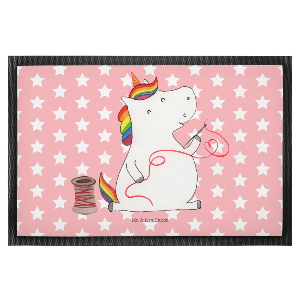 Fußmatte Einhorn Näherin Abtretmatte, fußmatte, Fussmatte, Schmutzfänger, außenmatte, Schmutzmatte, Schmutzfangmatte, Türvorleger, schmutzfangmatten, Fußabstreifer, Eingangsteppich, Türmatte, abstreifer, Abtreter, türmatten, hausmatte, Haustürmatte, flurmatte, Sauberlaufmatte, sauberlaufmatten, Fußmatten, matte haustür, Eingangsmatte, Schuhabstreifer, Schmutzfangteppich, Fußabtreter, Einhorn, Einhörner, Einhorn Deko, Unicorn, Basteln, Freundin, Häkeln, Mädchen, Nähen, Nähzimmer, Näherin, Stricken