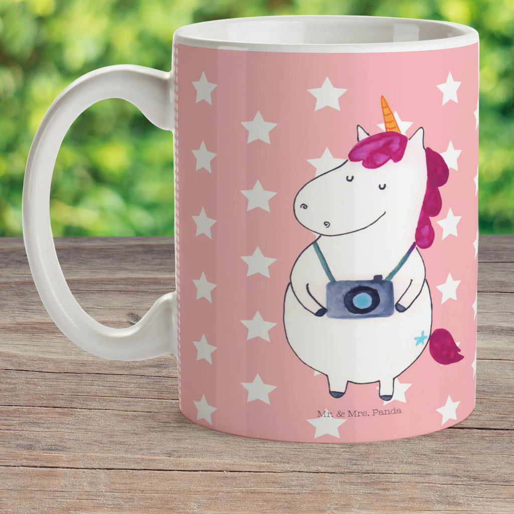 Kindertasse Einhorn Fotograf Kindertasse Auslaufsicher, Kindertasse Mit Tiermotiv, Kindertasse, Nachhaltige Kindertasse, Tasse Mit Henkel Für Kinder, Kinder-Thermobecher, Kindertasse Für Vorschüler, Tasse Für Kleinkinder, Kindertasse Ökologisch, Kinderbecher Unzerbrechlich, Kindertasse Mit Strohhalm, Kinderbecher Mit Deckel, Tasse Für Schulanfänger, Kinderbecher Für Kleinkinder, Kindertasse Bruchsicher, Design Kindertasse, Trinklernbecher Mit Deckel, Kindertasse Handgemacht, Kindertasse Aus Silikon, Kindertasse Mit Cartoonmotiv, Kinder-Porzellantasse, Trinklernbecher Aus Kunststoff, Kindertasse Mikrowellengeeignet, Kindertasse BPA-Frei, Kinderbecher Aus Edelstahl, Kindertasse Bunt, Trinklernbecher Personalisiert, Kindertasse Mit Griffen, Tasse Für Kinder, Kinder-Keramiktasse, Kinder-Porzellantasse Mit Motiv, Kinderbecher Mit Spruch, Trinklern-Tasse, Kindertasse Spülmaschinenfest, Kindertasse Für Baby, Kinderbecher, Trinklernbecher, Einhorn, Einhörner, Einhorn Deko, Unicorn, Fotografie, Städtereise, Weltreise, Urlaub, Kurztrip, Reisen, Reise, Weltenbummler, Kamera, Tourist, Fotograf