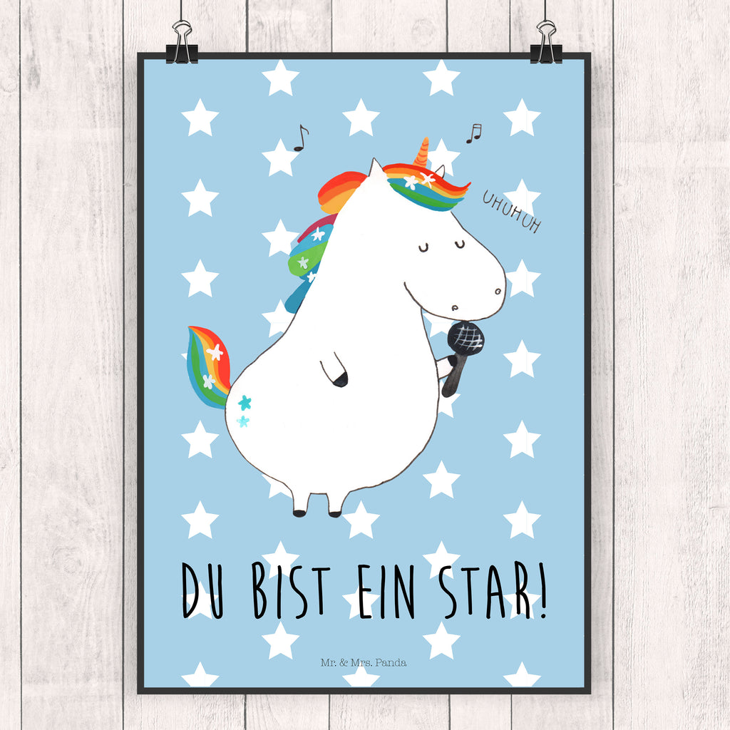Plakat jednorożec Śpiewak Mr. & Mrs. Panda Poster, wanddeko, Kunstdruck, Plakat, Wandschmuck, Poster, Wandposter, kunst für die wand, Bild für Wand, kunstdruck poster, wanddruck, Bild, Wanddeko Bild, grafikposter, Wanddekoration, Deko Bild, Designposter, Wandbild, Posterdruck, drucke, kunstposter, wandkunst, Einhorn Deko, Einhörner, Einhorn, Unicorn, Party, Geburtstag, Konfetti, Disco, Feier, Sängerin, Fest, Sänger, Glitzer, Freundin