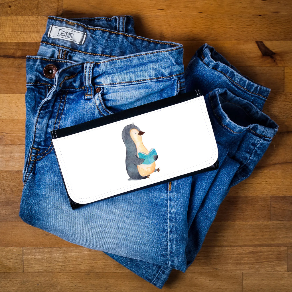 Damen Portemonnaie Pinguin Buch Clutch Portemonnaie Damen, Etui Geldbörse Damen, Damengeldbeutel, Damen Portemonnaie, Geldbörse Mit Clipverschluss Damen, Portemonnaie Mit Reißverschluss Damen, Hochwertiges Portemonnaie Damen, Geldbörse Mit Druckverschluss Damen, Leder Portemonnaie Damen, Portmonnaie Damen, Münzbörse Damen, RFID Portemonnaie Damen, Kartenetui Damen, Portemonnaie Mit Münzfach Damen, Brieftasche Damen, Portemonnaie für Damen, Veganes Portemonnaie Damen, Damen Geldtasche, Geldbörse Mit Handgelenksschlaufe Damen, Münzgeldbörse Damen, Geldbörse Aus Leder Damen, Frauen Brieftasche, Frauen Geldbörse, Designer Portemonnaie Damen, Geldbörse Mit Zipper Damen, Geldbörse Aus Kunstleder Damen, Slim Portemonnaie Damen, Kartenhalter Damen, Damengeldbörse, Damen Geldbeutel, Portemonnaie Mit Kartenfächern Damen, Geldbörse Mit Fach Damen, Reißverschluss Portemonnaie Damen, Portmonee Damen, Damen Geldbörse, XXL Portemonnaie Damen, Geldbörse Aus Stoff Damen, Mini Geldbörse Damen, Pinguin, Buch, Nichtstun, Bücherwurm, Freizeit, Faulenzen, Pinguine, Urlaub, Ferien, Lesen