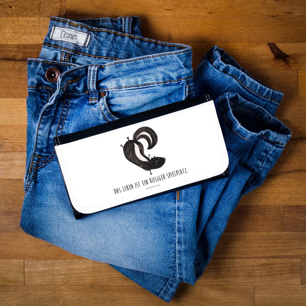 Damen Portemonnaie Stinktier Handstand Hochwertiges Portemonnaie Damen, Veganes Portemonnaie Damen, Frauen Geldbörse, Geldbörse Mit Handgelenksschlaufe Damen, Geldbörse Aus Leder Damen, Portemonnaie Mit Münzfach Damen, Damengeldbeutel, Geldbörse Mit Clipverschluss Damen, Portmonnaie Damen, Clutch Portemonnaie Damen, Geldbörse Mit Zipper Damen, Münzbörse Damen, Kartenhalter Damen, Frauen Brieftasche, Münzgeldbörse Damen, Reißverschluss Portemonnaie Damen, Brieftasche Damen, Damen Geldbeutel, Portmonee Damen, Damen Geldbörse, Kartenetui Damen, Portemonnaie Mit Kartenfächern Damen, Slim Portemonnaie Damen, Damengeldbörse, Leder Portemonnaie Damen, Portemonnaie Mit Reißverschluss Damen, Geldbörse Mit Fach Damen, Damen Portemonnaie, Geldbörse Aus Kunstleder Damen, Geldbörse Aus Stoff Damen, Portemonnaie für Damen, Designer Portemonnaie Damen, Geldbörse Mit Druckverschluss Damen, RFID Portemonnaie Damen, Etui Geldbörse Damen, Mini Geldbörse Damen, XXL Portemonnaie Damen, Damen Geldtasche, Stinktier, Skunk, Kind, Spielplatz, verpielt, Stinki, Raubtier, Stinker, Wildtier