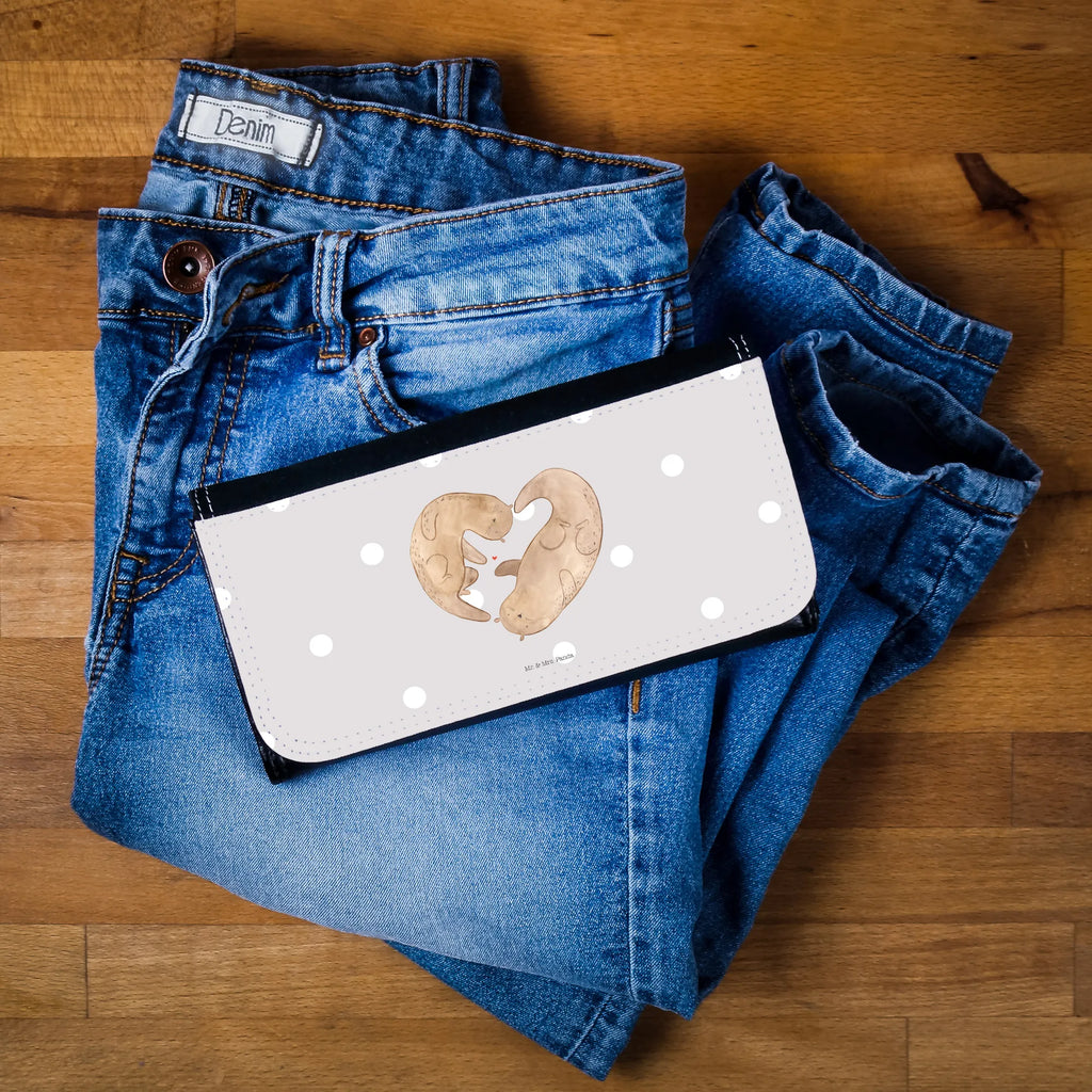 Ladies purse otter Heart Geldbörse Aus Kunstleder Damen, Frauen Geldbörse, Kartenhalter Damen, Kartenetui Damen, Portmonee Damen, Münzgeldbörse Damen, Hochwertiges Portemonnaie Damen, Geldbörse Aus Leder Damen, Slim Portemonnaie Damen, Portemonnaie Mit Münzfach Damen, Damen Geldtasche, Leder Portemonnaie Damen, Clutch Portemonnaie Damen, Portemonnaie Mit Reißverschluss Damen, Damen Geldbeutel, Geldbörse Mit Handgelenksschlaufe Damen, Reißverschluss Portemonnaie Damen, Geldbörse Mit Clipverschluss Damen, Portmonnaie Damen, Damengeldbeutel, Geldbörse Mit Zipper Damen, Damen Geldbörse, Designer Portemonnaie Damen, Geldbörse Aus Stoff Damen, Brieftasche Damen, Veganes Portemonnaie Damen, Geldbörse Mit Druckverschluss Damen, Portemonnaie für Damen, Geldbörse Mit Fach Damen, Damengeldbörse, Mini Geldbörse Damen, Frauen Brieftasche, Münzbörse Damen, XXL Portemonnaie Damen, Damen Portemonnaie, Portemonnaie Mit Kartenfächern Damen, Etui Geldbörse Damen, RFID Portemonnaie Damen, Otter, Fischotter, Seeotter, Liebesgeschenk, Bessere Hälfte, Herz, Verlobung, Liebe, Hochzeitstag, Liebesbeweis, gemeinsames Leben, Jahrestag, Love you