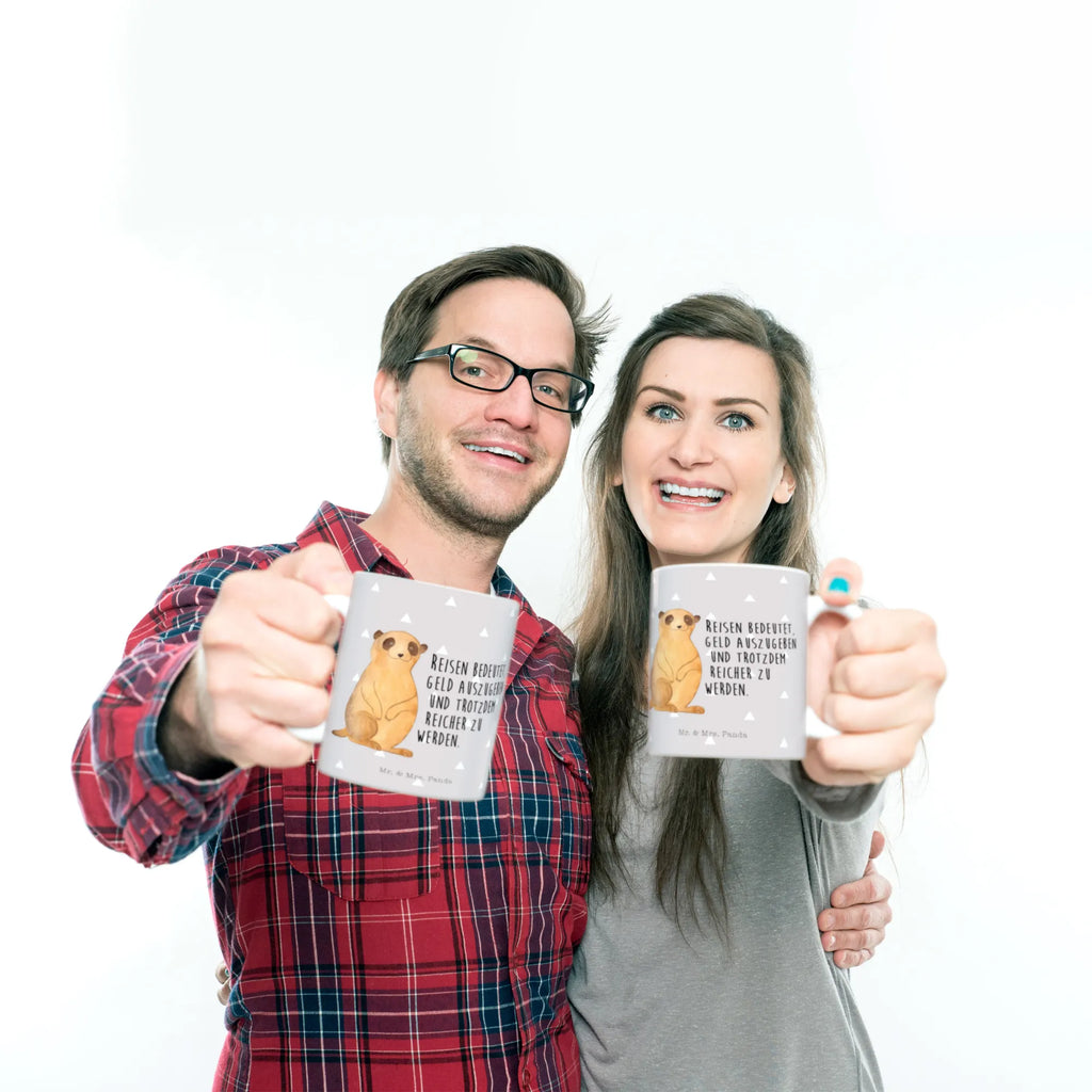 Tasse Erdmännchen Teebecher, Kaffeebecher, Kaffeepott, heißgetränkebecher, Bedruckte Tasse, Designtasse, kaffeetasse keramik, hochwertige tasse, Teetasse, Sprüchetasse, Henkelbecher, Bürobecher, Dekotasse, Frühstücksbecher, Keramiktasse, Geschenktasse, Kaffeetasse, kaffeebecher keramik, Kakaotasse, kaffeebecher bedruckt, Trinktasse, Bürotasse, Pott, haferl, Becher, tasse für büro, Motivtasse, Coffee Mug, Tasse mit Spruch, Tasse mit Motiv, tasse für kaffee, schöne tasse, milchkaffeetasse, Tasse, Frühstückstasse, Henkeltasse, Keramikbecher, Teepott, Mug, Trinkbecher, design tasse, kaffeetasse bedruckt, statement tasse, Wildtiere, Afrika, Afrikareise, Erdmännchen, Spruch, Weltreise, Traveling, Roadtrip, Reisen