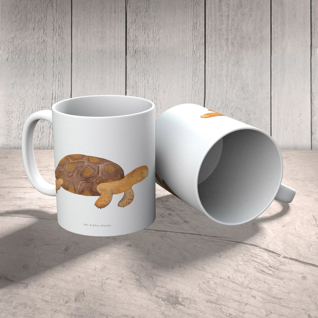 Kindertasse Schildkröte marschiert Kindertasse Auslaufsicher, Kindertasse Für Baby, Kinder-Thermobecher, Kindertasse Mikrowellengeeignet, Kindertasse, Kinderbecher Für Kleinkinder, Tasse Für Kinder, Trinklernbecher Aus Kunststoff, Kindertasse Bunt, Kinderbecher Unzerbrechlich, Trinklernbecher, Kindertasse Spülmaschinenfest, Tasse Für Kleinkinder, Kinderbecher Mit Deckel, Kindertasse Mit Cartoonmotiv, Kindertasse Aus Silikon, Kinderbecher, Kinder-Porzellantasse, Design Kindertasse, Kindertasse Mit Griffen, Kindertasse BPA-Frei, Kindertasse Für Vorschüler, Kindertasse Bruchsicher, Trinklernbecher Personalisiert, Tasse Für Schulanfänger, Kindertasse Mit Tiermotiv, Tasse Mit Henkel Für Kinder, Trinklernbecher Mit Deckel, Trinklern-Tasse, Kindertasse Handgemacht, Nachhaltige Kindertasse, Kinderbecher Aus Edelstahl, Kindertasse Ökologisch, Kinder-Porzellantasse Mit Motiv, Kindertasse Mit Strohhalm, Kinder-Keramiktasse, Kinderbecher Mit Spruch, Meerestiere, Meer, Urlaub, Neustart, Lieblingsmensch, Reiselust, Schildkröten, Inspiration, Abenteuer, get lost, Schildkröte, Motivation