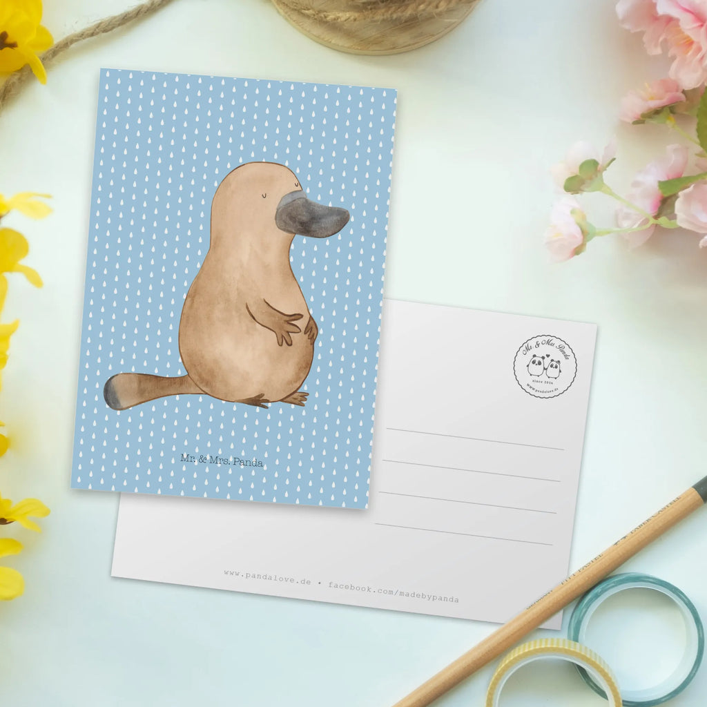 Postkarte Schnabeltier mutig Postkarte, Einladung Geburtstag, Karte, Einladungskarten Geburtstag, Ansichtskarte, Grußkarte, Einladung, Ansichtskarten, Dankeskarte, Einladungskarte, Geschenkkarte, Geburtstagskarte, Meerestiere, Meer, Urlaub, Schnabeltier, Motivation, Weltreise, Neustart, Lebensweisheit, Schnabeltiere, Neuanfang, Arbeit, Büro, mutig, Training, Raodtrip, Mut