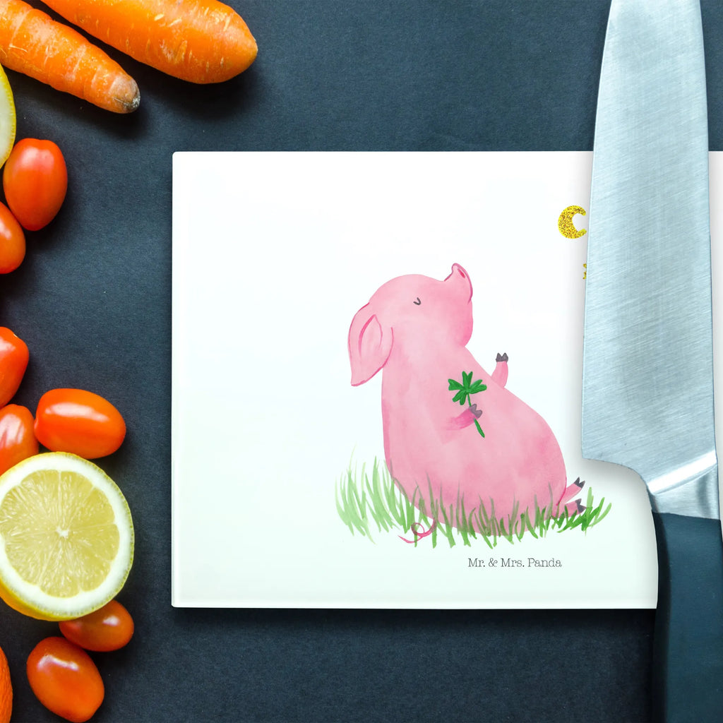 XL glass chopping board Pig Luck Schneidebrett Design Glas, Schneidebrett Glas Motiv, Schneidebrett Transparent, Glasschneidebrett Dekorativ, Glasschneidebrett Hitzebeständig, Glasschneideplatte Rutschfest, Glasschneidebrett Für Käse, Glasplatte Schneidebrett, Küchenunterlage Glas, Glasschneidebrett Groß, Schneidebrett Glas Transparent, Schneidebrett Elegant, Glasschneidebrett Für Fleisch, Glasschneidebrett Klein, Schneidebrett Aus Glas, Glas Schneidbrett, Glasschneidebrett Für Haushalt, Glas Schneideplatte, Schneidebrett Aus Sicherheitsglas, Küchenhelfer Glas, Glas Küchenbrett, Glasschneidebrett Für Gemüse, Schneidebrett Robust, Glasbrett Rechteckig, Schneidebrett Modern, Schneideunterlage Glas, Glasschneidebrett Rutschfest, Glasschneidebrett, Schneideplatte Für Küche, Küchenzubehör Glas, Arbeitsplatte Glas, Schneidebrett Spülmaschinenfest, Glasbrett Küche, Schneidplatte Glas, Schneidebrett Hygienisch, Glasbrett Rund, Küchenbrett Glas, Tiermotive, Gute Laune, lustige Sprüche, Tiere, Motivation, Sterne, Schweinchen, Träume, Ziele, Glücksbringer, Schwein, Sernchen, Glücksschwein. Glück