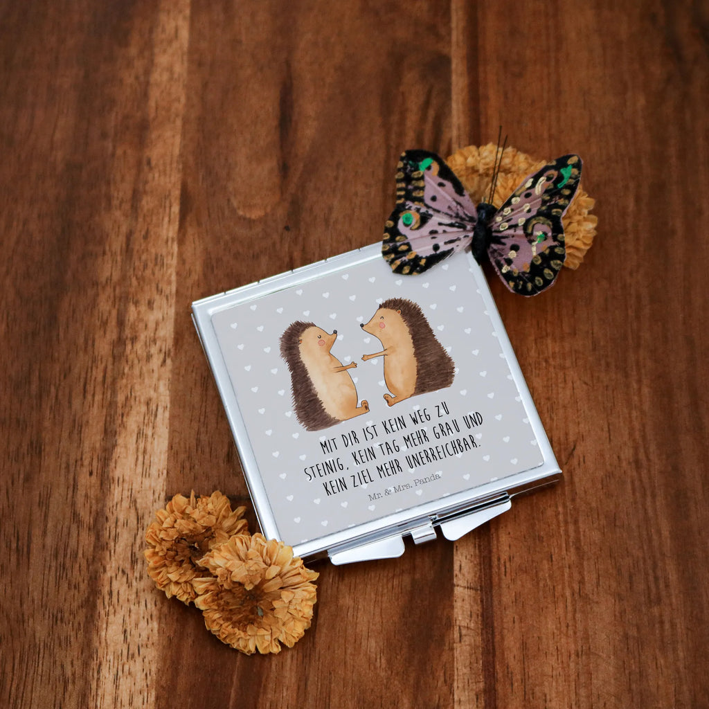 Handbag mirror Hedgehogs in love Handspiegel Zum Mitnehmen, Vintage Kompaktspiegel, Klappspiegel, Taschenspiegel, Spiegel Für Schminktasche, Design Taschenspiegel, Spiegel Für Handtasche, Mini Spiegel, Quadratischer Handspiegel, Kompaktspiegel, Handtaschenspiegel, Handspiegel Für Damen, Spiegel Für Unterwegs, Deko Handspiegel, Klappbarer Handspiegel, Silber, Handspiegel Mit Hülle, Schminkspiegel To Go, Spiegel Für Make-Up Tasche, Runder Taschenspiegel, Handspiegel Geschenkidee, Schminkspiegel Kompakt, Klappbarer Taschenspiegel, Kosmetikspiegel Klein, Tragbarer Spiegel, Reise Spiegel, Taschen-Kosmetikspiegel, Verlobung, Jahrestag, Hocheitstag, Heiratsantrag, Heiraten, Liebesgeschenk, Freundin, Freund, Ehefrau, Ehemann, Liebe, Partner, Liebesbeweis, Verlobt, Verliebt, Igel, Hochzeitstag, Geschenk, Hochzeit, Verheiratet