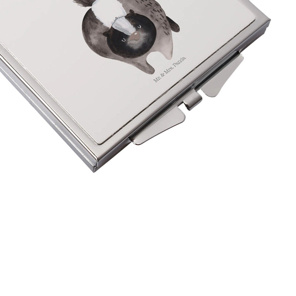 Handbag mirror skunk attack Vintage Kompaktspiegel, Taschenspiegel, Taschen-Kosmetikspiegel, Klappbarer Handspiegel, Schminkspiegel To Go, Klappspiegel, Silber, Tragbarer Spiegel, Deko Handspiegel, Quadratischer Handspiegel, Spiegel Für Unterwegs, Spiegel Für Make-Up Tasche, Spiegel Für Schminktasche, Handspiegel Geschenkidee, Design Taschenspiegel, Klappbarer Taschenspiegel, Reise Spiegel, Handspiegel Für Damen, Handtaschenspiegel, Spiegel Für Handtasche, Kompaktspiegel, Kosmetikspiegel Klein, Runder Taschenspiegel, Mini Spiegel, Schminkspiegel Kompakt, Handspiegel Mit Hülle, Handspiegel Zum Mitnehmen, Stinktier, Skunk, Raubtier, wütend, Stinki, Drohung, Wildtier, Stinker