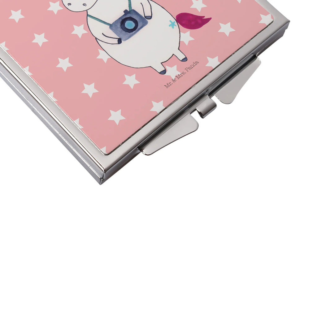 Handtaschenspiegel quadratisch Einhorn Fotograf Klappspiegel, Vintage Kompaktspiegel, Taschenspiegel, Mini Spiegel, Runder Taschenspiegel, Design Taschenspiegel, Kosmetikspiegel Klein, Quadratischer Handspiegel, Schminkspiegel To Go, Silber, Handtaschenspiegel, Spiegel Für Make-Up Tasche, Handspiegel Mit Hülle, Klappbarer Taschenspiegel, Tragbarer Spiegel, Handspiegel Für Damen, Handspiegel Zum Mitnehmen, Spiegel Für Unterwegs, Taschen-Kosmetikspiegel, Kompaktspiegel, Handspiegel Geschenkidee, Deko Handspiegel, Klappbarer Handspiegel, Spiegel Für Schminktasche, Schminkspiegel Kompakt, Spiegel Für Handtasche, Reise Spiegel, Einhörner, Einhorn, Unicorn, Einhorn Deko, Reise, Fotograf, Weltreise, Reisen, Weltenbummler, Städtereise, Urlaub, Kamera, Tourist, Fotografie, Kurztrip