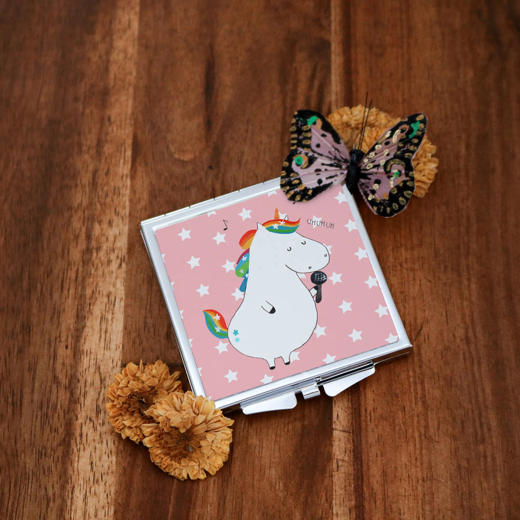 Handtaschenspiegel quadratisch Einhorn Sänger Handspiegel Geschenkidee, Handtaschenspiegel, Spiegel Für Unterwegs, Kosmetikspiegel Klein, Klappspiegel, Quadratischer Handspiegel, Taschenspiegel, Handspiegel Zum Mitnehmen, Schminkspiegel To Go, Reise Spiegel, Silber, Spiegel Für Make-Up Tasche, Deko Handspiegel, Runder Taschenspiegel, Spiegel Für Handtasche, Vintage Kompaktspiegel, Klappbarer Taschenspiegel, Spiegel Für Schminktasche, Schminkspiegel Kompakt, Handspiegel Für Damen, Design Taschenspiegel, Mini Spiegel, Klappbarer Handspiegel, Taschen-Kosmetikspiegel, Tragbarer Spiegel, Kompaktspiegel, Handspiegel Mit Hülle, Einhörner, Einhorn, Unicorn, Einhorn Deko, Geburtstag, Disco, Glitzer, Feier, Freundin, Party, Sänger, Konfetti, Sängerin, Fest