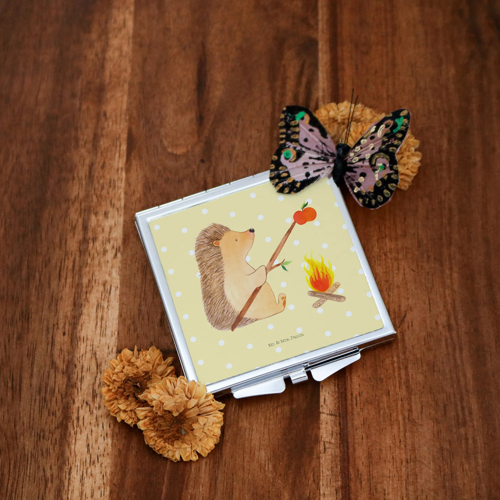 Handtaschenspiegel quadratisch Igel Grillen Klappbarer Handspiegel, Spiegel Für Schminktasche, Silber, Klappbarer Taschenspiegel, Kosmetikspiegel Klein, Deko Handspiegel, Kompaktspiegel, Mini Spiegel, Design Taschenspiegel, Handspiegel Mit Hülle, Schminkspiegel To Go, Spiegel Für Handtasche, Handspiegel Für Damen, Reise Spiegel, Runder Taschenspiegel, Taschen-Kosmetikspiegel, Handspiegel Geschenkidee, Handspiegel Zum Mitnehmen, Klappspiegel, Vintage Kompaktspiegel, Quadratischer Handspiegel, Handtaschenspiegel, Taschenspiegel, Tragbarer Spiegel, Spiegel Für Unterwegs, Spiegel Für Make-Up Tasche, Schminkspiegel Kompakt, Lustige Sprüche, Gute Laune, Tiermotive, Tiere, Sinn Des Lebens, Ziele, Grillen, Motivation, Igel, Spruch, Arbeitslos