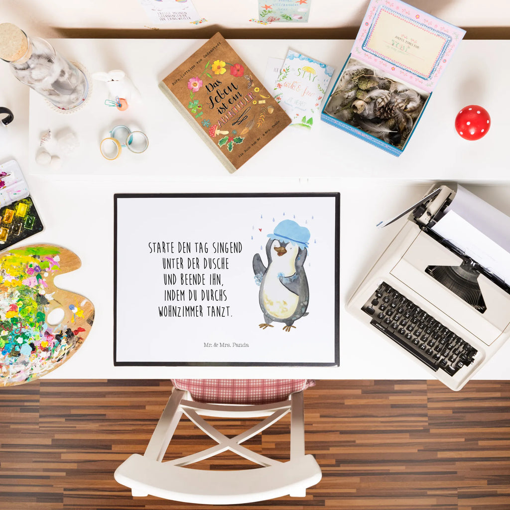 Schreibtischunterlage Pinguin duscht Schreibtisch Unterlagen, Schreibtischunterlage Groß, Schreibwaren, Büroartikel, Bürobedarf, Schreibunterlage, Schreibtischauflage, Pinguin, glücklich sein, Neuanfang, Neustart, Lebensmotto, Motivation, duschen, Pinguine, Dusche