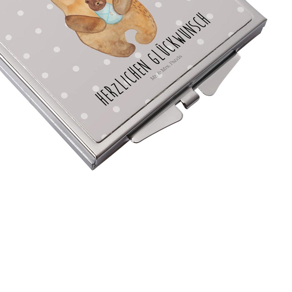 Handtaschenspiegel quadratisch Bär mit Baby Handtaschenspiegel, Handspiegel Zum Mitnehmen, Spiegel Für Schminktasche, Deko Handspiegel, Spiegel Für Make-Up Tasche, Handspiegel Mit Hülle, Quadratischer Handspiegel, Klappbarer Taschenspiegel, Vintage Kompaktspiegel, Handspiegel Für Damen, Schminkspiegel Kompakt, Design Taschenspiegel, Klappspiegel, Reise Spiegel, Runder Taschenspiegel, Handspiegel Geschenkidee, Mini Spiegel, Kosmetikspiegel Klein, Klappbarer Handspiegel, Kompaktspiegel, Taschen-Kosmetikspiegel, Spiegel Für Unterwegs, Schminkspiegel To Go, Spiegel Für Handtasche, Tragbarer Spiegel, Taschenspiegel, Bär, Teddy, Teddybär, Enkel, Eltern, Baby, Nichte, Neffe, Mutter, Glückwunsch, Täufling, Enkelin, Taufe, Geburt, Geburtstag