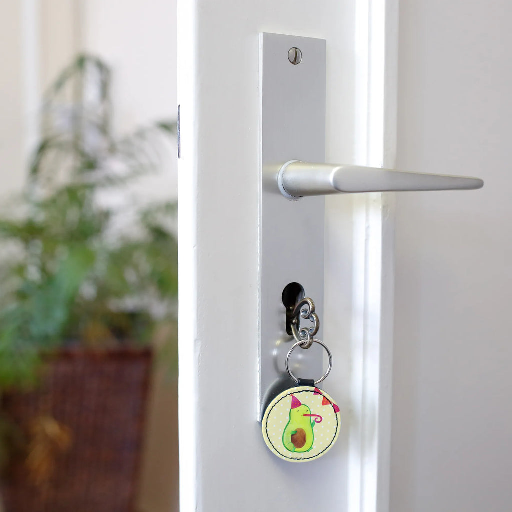 Round key ring avocado party Schlüsselanhänger Liebe, Schlüsselanhänger Handgemacht, Schlüsselanhänger Partner, Schlüsselanhänger Stoff, Schlüsselanhänger Nachhaltig, Schlüsselanhänger Mit Foto, Schlüsselring, Schlüsselanhänger Lustig, Schlüsselband, Schlüsselanhänger Für Damen, Schlüsselaccessoire, Schlüsselanhänger Freundschaft, Schlüsselanhänger Haus, Schlüsselanhänger Für Kinder, Schlüsselanhänger Elegant, Schlüsselanhänger Schlüssel, Schlüsselanhänger Modern, Schlüsselanhänger, Schlüsselanhänger Personalisierbar, Schlüsselanhänger Mit Spruch, Schlüsselhalter, Schlüsselanhänger Auto, Schlüsselanhänger Geburtstag, Schlüsselanhänger Leder, Schlüsselanhänger Mit Gravur, Schlüsselanhänger Niedlich, Schlüsselanhänger Holz, Schlüsselanhänger Für Herren, Schlüsselanhänger Bunt, Schlüsselanhänger Kunststoff, Schlüsselanhänger Mit Namen, Schlüsselanhänger Mit Motiv, Schlüsselanhänger Klassisch, Schlüsselanhänger Tiermotiv, Schlüsselanhänger Metall, Schlüsselanhänger Für Paare, Schlüsselanhänger Geschenk, Schlüsselanhänger Herz, Schlüsselanhänger Filz, Avocado, Veggie, Vegan, Gesund, Avocados, Firmenfeier, Abschluss, Klassenfeier, Abi, Jahrestag, Schulabschluss, Geburtstagsfeier, Happy Birthday, Feierei, Party, Geburtstag, Lieblingstag, Feier, Bestanden, Jubiläum, Abifeier, Prüfung