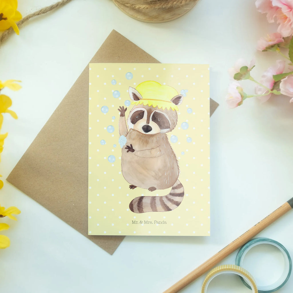 Greetings card Raccoon spruchkarte, kommunionskarte, Grußkarten, jubiläumskarte, dankeskarten, neujahrskarte, Motivkarte, weihnachtskarten, valentinstagskarte, Beileidskarte, glückwunschkarten, Klappkarte, babykarte, einladungskarten, osterkarte, genesungskarte, osterkarten, firmungskarte, Grußkarte, hochzeitskarten, abiturkarte, Glückwunschkarte, vatertagskarte, Lustige Sprüche, Tiere, Tiermotive, Gute Laune, Fröhlich, Plan, Waschbär, Waschen, Tagträumen, Seifenblasen