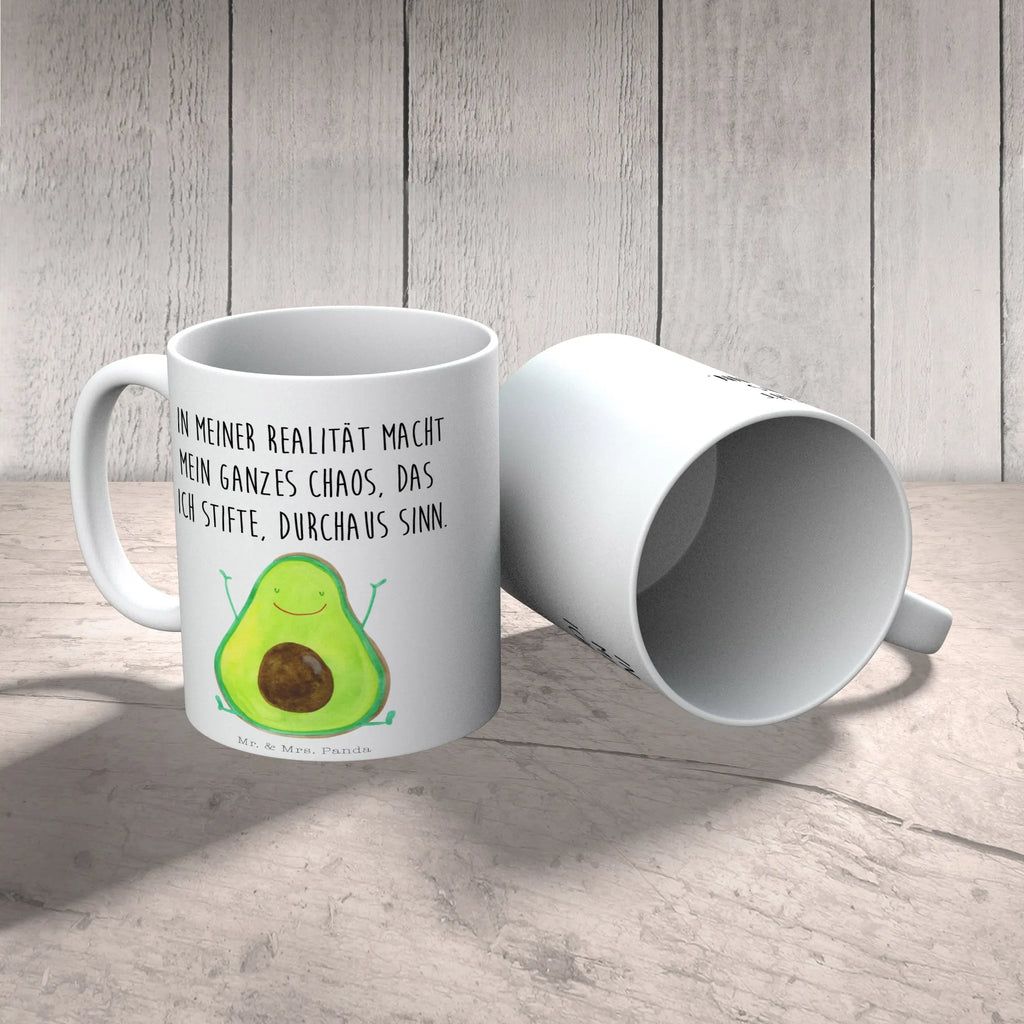 Tasse Avocado Glücklich Bürotasse, Henkeltasse, kaffeebecher bedruckt, design tasse, Trinktasse, Tasse mit Motiv, Teepott, tasse für büro, Henkelbecher, statement tasse, milchkaffeetasse, Kakaotasse, heißgetränkebecher, Becher, Frühstücksbecher, Dekotasse, Coffee Mug, Bedruckte Tasse, Bürobecher, Teetasse, Designtasse, kaffeebecher keramik, Kaffeepott, haferl, Pott, Mug, Geschenktasse, hochwertige tasse, Tasse mit Spruch, Tasse, Sprüchetasse, schöne tasse, tasse für kaffee, Motivtasse, Kaffeebecher, Trinkbecher, kaffeetasse bedruckt, Frühstückstasse, kaffeetasse keramik, Keramikbecher, Teebecher, Keramiktasse, Kaffeetasse, Gesund, Veggie, Vegan, Avocado, Chaos