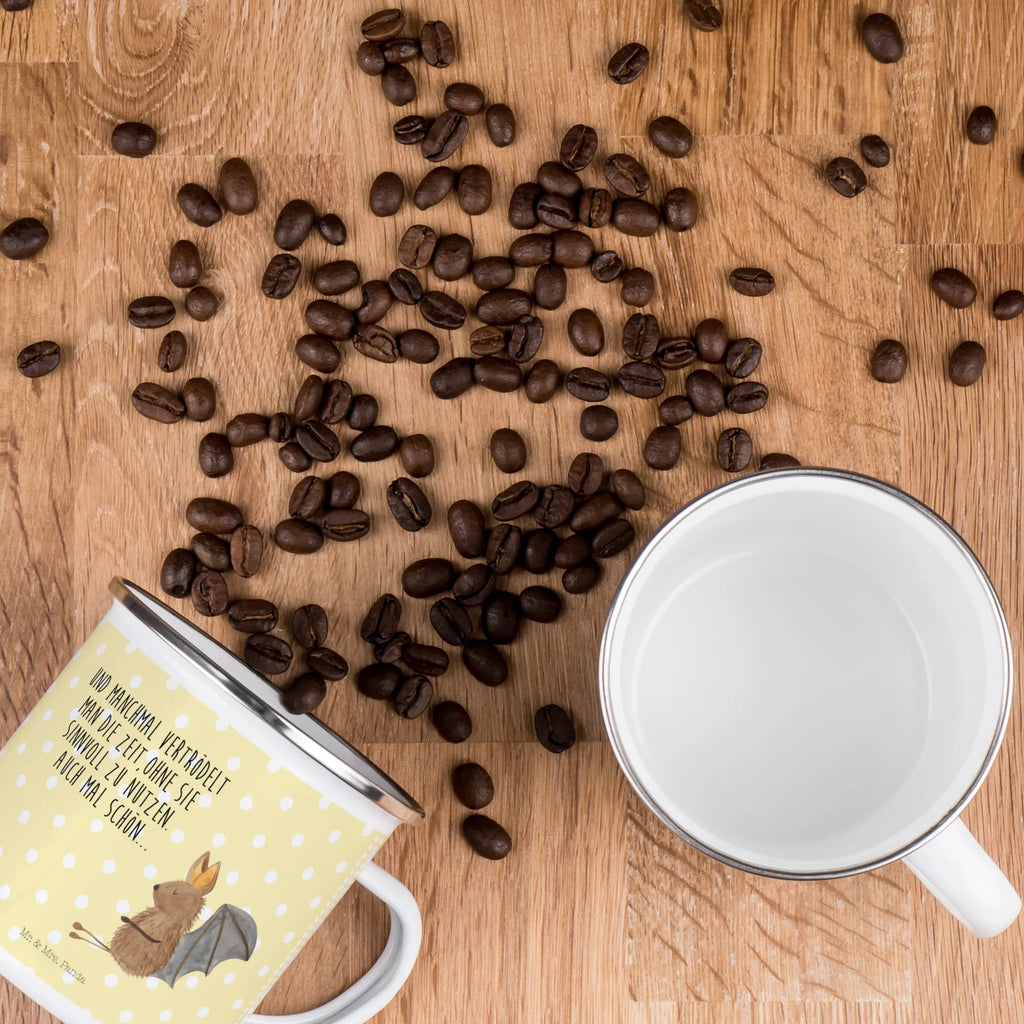 Kempingowy kubek emaliowany Nietoperz siedzenie becher emaille, wandertasse, blechbecher, Emaille Becher, Campingbecher, Reisebecher, wanderbecher, emaillebecher, Blechtasse, Becher, Trinkbecher, Tasse, Teebecher, Kaffeetasse, Pott, reisetasse, Emaille Tasse, Metalltasse, Kaffeebecher, Campingtasse, Tasse Emaille, Teetasse, Emailletasse, metallbecher, Tiere, Tiermotive, Gute Laune, Lustige Sprüche, Fledermaus, Motivation, Fledermäuse, Entspannen