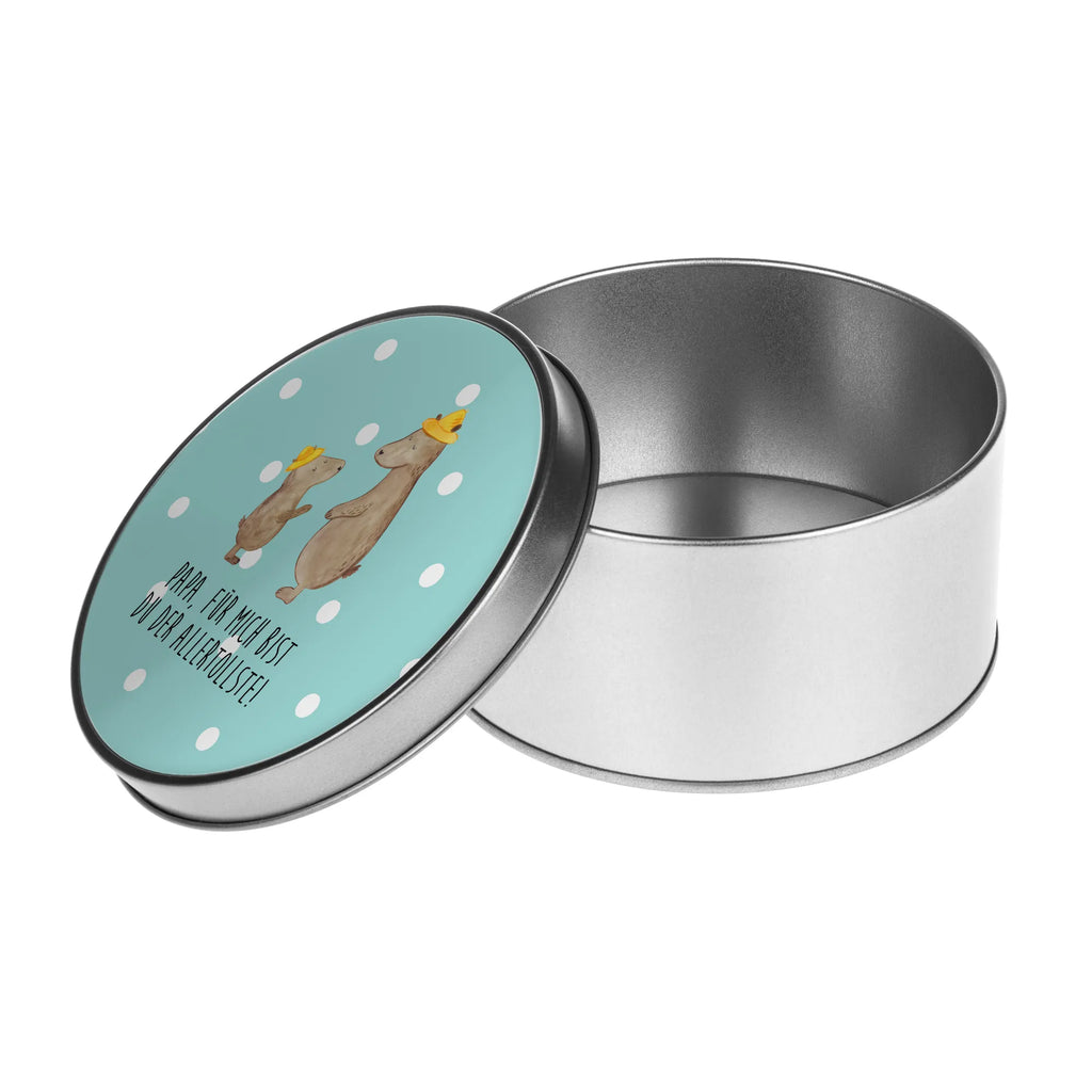 okrągła puszka z blachy Niedźwiedzie z kapeluszami runde blechdosen, Blechdose, runddosen, Vorratsdosen, keksdosen, geschenkdosen, dosen, Runde Blechdose, runddose, gebäckdose, Vorratsdose, Dose, Geschenkdose, Keksdose, metallboxen, Metalldose, Aufbewahrungsdosen, runde keksdosen, Runde Dose, blechdosen, Metalldose Rund, plätzchendosen, Metallbox, metalldosen, gebäckdosen, plätzchendose, Aufbewahrungsbox, Blechdose Rund, runde keksdose, runde dosen, Aufbewahrungsdose, Muttertag, Vatertag, Mama, Papa, Oma, Opa, Familie, Schwester, Bruder, Lieblingsmensch, Vorbild, Kind, Daddy, Dad, Söhne, Bär, Kinder, Sohn, Vater-Sohn, Family, Bären, Papi, Paps, Vater