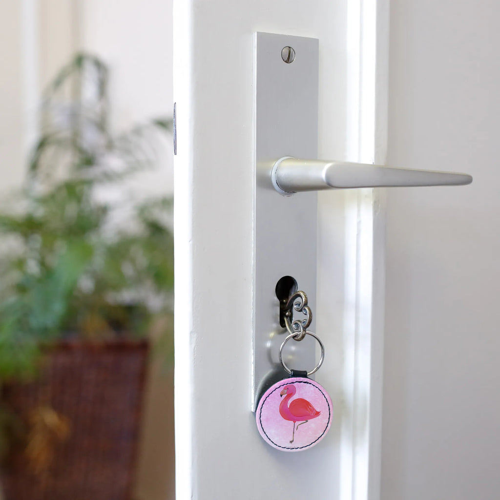 Round key ring flamingo Classic Schlüsselanhänger, mini schlüsselanhänger, schlüsselbund anhänger, Schlüsselaccessoire, Taschenanhänger, Flamingo, Ich, Selbstliebe, für Mich, Außenseiter, Freundinnen, Freundin, Spruch, Geschwister, Tochter, Sohn, Stolz, Einzigartig