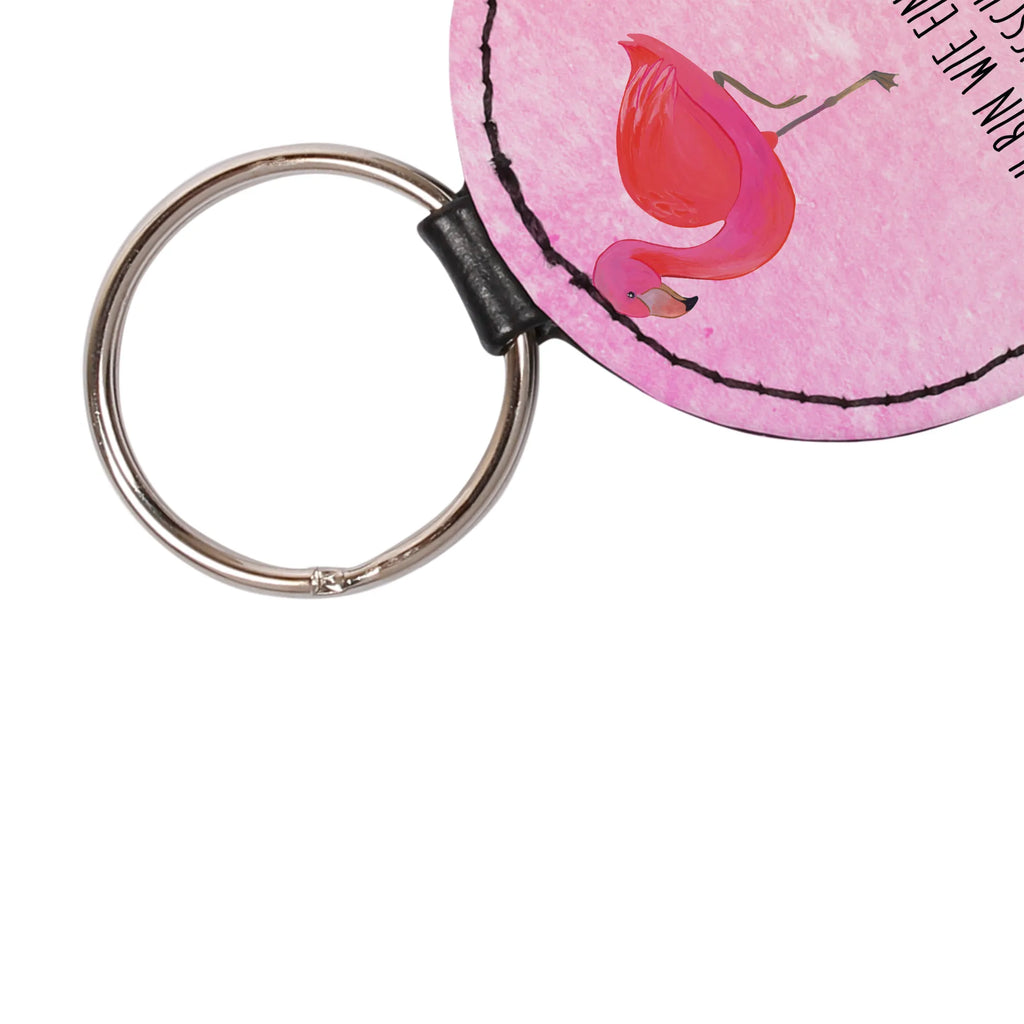 Round key ring flamingo Classic Schlüsselanhänger, mini schlüsselanhänger, schlüsselbund anhänger, Schlüsselaccessoire, Taschenanhänger, Flamingo, Ich, Selbstliebe, für Mich, Außenseiter, Freundinnen, Freundin, Spruch, Geschwister, Tochter, Sohn, Stolz, Einzigartig