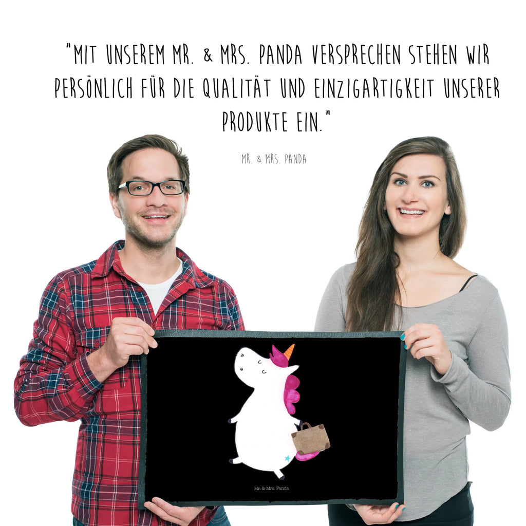 Fußmatte Einhorn Koffer Schmutzfänger, Abtretmatte, Schmutzfangteppich, hausmatte, fußmatte, Schmutzfangmatte, Schuhabstreifer, Schmutzmatte, Eingangsmatte, Haustürmatte, schmutzfangmatten, türmatten, matte haustür, außenmatte, sauberlaufmatten, flurmatte, Fußmatten, Türvorleger, Fußabtreter, Eingangsteppich, abstreifer, Abtreter, Türmatte, Sauberlaufmatte, Fußabstreifer, Fussmatte, Einhorn, Einhörner, Einhorn Deko, Unicorn, Spaß, Reise, Abenteuer, Lustig, Albern, Witzig, Erwachsen, Verreisen, Kind, Koffer, Gepäck