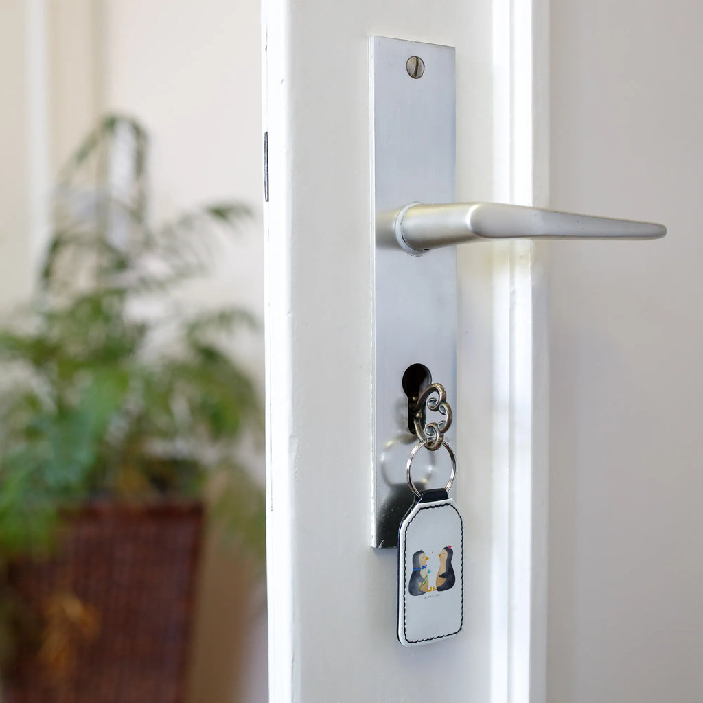 Rechteckig Schlüsselanhänger Pinguin Pärchen Schlüsselanhänger Geschenk Rechteckig, Rechteckiger Schlüsselanhänger, Schlüsselanhänger Form Rechteck, Schlüsselanhänger Kunststoff Rechteckig, Schlüsselanhänger Für Frauen Rechteckig, Schlüsselanhänger Acryl Rechteckig, Werbegeschenk Schlüsselanhänger Rechteckig, Schlüsselanhänger Rechteckig, Schlüsselanhänger Leder Rechteckig, Auto Schlüsselanhänger Rechteckig, Rechteckiger Schlüsselanhänger Mit Namen, Schlüsselanhänger Holz Rechteckig, Rechteckiger Anhänger Mit Logo, Schlüsselanhänger Für Männer Rechteckig, Schlüsselanhänger Modern Rechteckig, Schlüsselanhänger Für Familie Rechteckig, Schlüsselanhänger Büro Rechteckig, Schlüsselanhänger Metall Rechteckig, Taschenanhänger Rechteckig, Schlüsselanhänger Personalisiert Rechteckig, Rechteckiger Schlüsselanhänger Mit Wunschtext, Schlüsselanhänger Mit Gravur Rechteckig, Schlüsselanhänger Für Paare Rechteckig, Schlüsselanhänger Mit Foto Rechteckig, Schlüsselanhänger Mit Rechteckiger Form, Rechteckiger Anhänger Für Schlüssel, Pinguin, Liebesbeweis, Jahrestag, Verlobung, Liebespaar, Traumpaar, Hochzeit, Hochzeitstag, Liebesgeschenk, Pinguine, Liebe, Große Liebe, Hochzeitsgeschenk