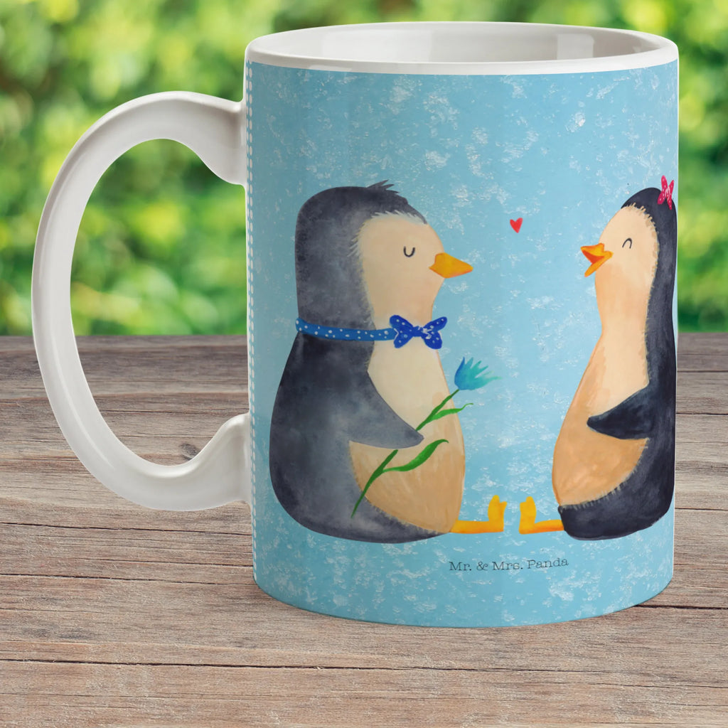 Kindertasse Pinguin Pärchen Kinderbecher, Tasse Für Schulanfänger, Kinderbecher Mit Deckel, Kindertasse Auslaufsicher, Trinklernbecher, Kindertasse Mit Cartoonmotiv, Tasse Für Kleinkinder, Kindertasse Aus Silikon, Trinklernbecher Aus Kunststoff, Kindertasse Für Vorschüler, Kindertasse, Kindertasse Für Baby, Kinderbecher Mit Spruch, Kinder-Porzellantasse, Kinderbecher Für Kleinkinder, Trinklernbecher Mit Deckel, Trinklernbecher Personalisiert, Kindertasse Mit Tiermotiv, Kindertasse Handgemacht, Trinklern-Tasse, Kindertasse Bunt, Tasse Mit Henkel Für Kinder, Kinder-Thermobecher, Kinder-Porzellantasse Mit Motiv, Kindertasse Mit Griffen, Design Kindertasse, Kinderbecher Unzerbrechlich, Kinderbecher Aus Edelstahl, Kindertasse BPA-Frei, Tasse Für Kinder, Kindertasse Mikrowellengeeignet, Kindertasse Spülmaschinenfest, Kindertasse Ökologisch, Kinder-Keramiktasse, Kindertasse Bruchsicher, Nachhaltige Kindertasse, Kindertasse Mit Strohhalm, Pinguin, Verlobung, Liebe, Liebesgeschenk, Liebespaar, Hochzeitstag, Jahrestag, Hochzeitsgeschenk, Hochzeit, Pinguine, Traumpaar, große Liebe, Liebesbeweis