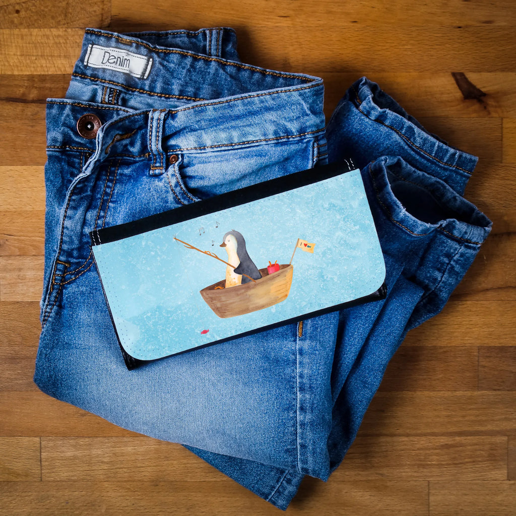 Damen Portemonnaie Pinguin Angelboot Leder Portemonnaie Damen, Geldbörse Aus Stoff Damen, RFID Portemonnaie Damen, Geldbörse Mit Handgelenksschlaufe Damen, Damen Geldbeutel, Geldbörse Aus Leder Damen, Geldbörse Aus Kunstleder Damen, Frauen Geldbörse, Reißverschluss Portemonnaie Damen, Brieftasche Damen, Damen Geldbörse, Damengeldbeutel, Münzbörse Damen, Portmonnaie Damen, Geldbörse Mit Druckverschluss Damen, Etui Geldbörse Damen, Geldbörse Mit Clipverschluss Damen, Geldbörse Mit Zipper Damen, Frauen Brieftasche, Portmonee Damen, Clutch Portemonnaie Damen, Veganes Portemonnaie Damen, Damen Portemonnaie, Damen Geldtasche, Designer Portemonnaie Damen, Portemonnaie Mit Kartenfächern Damen, Portemonnaie für Damen, Portemonnaie Mit Reißverschluss Damen, Mini Geldbörse Damen, Kartenhalter Damen, Kartenetui Damen, Slim Portemonnaie Damen, Hochwertiges Portemonnaie Damen, Portemonnaie Mit Münzfach Damen, Münzgeldbörse Damen, Damengeldbörse, XXL Portemonnaie Damen, Geldbörse Mit Fach Damen, Pinguin, Lebenslust, Scheidung, Neustart, Angelboot, Boot, genießen, Angeln, Trennung, Neuanfang, Motivation, Geschenkidee Liebeskummer, Pinguine, Leben