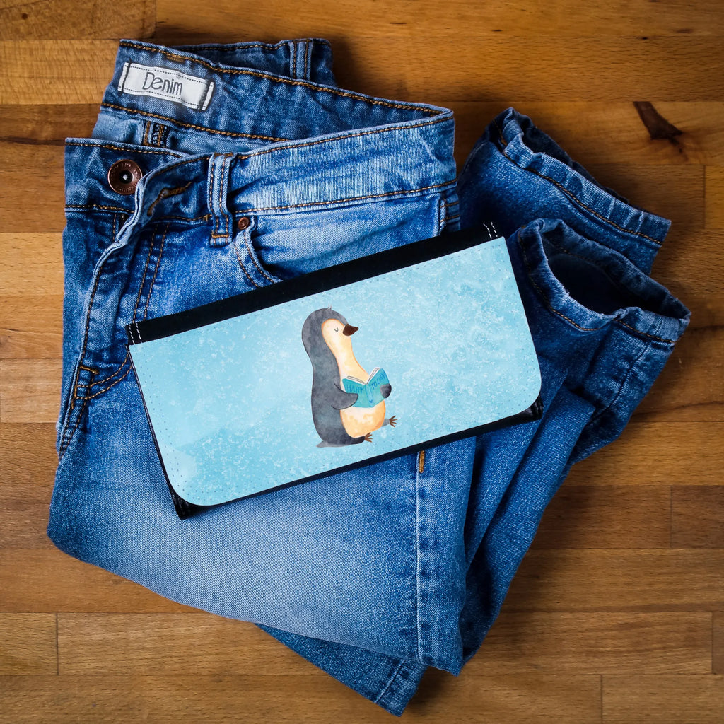 Damen Portemonnaie Pinguin Buch Clutch Portemonnaie Damen, Etui Geldbörse Damen, Damengeldbeutel, Damen Portemonnaie, Geldbörse Mit Clipverschluss Damen, Portemonnaie Mit Reißverschluss Damen, Hochwertiges Portemonnaie Damen, Geldbörse Mit Druckverschluss Damen, Leder Portemonnaie Damen, Portmonnaie Damen, Münzbörse Damen, RFID Portemonnaie Damen, Kartenetui Damen, Portemonnaie Mit Münzfach Damen, Brieftasche Damen, Portemonnaie für Damen, Veganes Portemonnaie Damen, Damen Geldtasche, Geldbörse Mit Handgelenksschlaufe Damen, Münzgeldbörse Damen, Geldbörse Aus Leder Damen, Frauen Brieftasche, Frauen Geldbörse, Designer Portemonnaie Damen, Geldbörse Mit Zipper Damen, Geldbörse Aus Kunstleder Damen, Slim Portemonnaie Damen, Kartenhalter Damen, Damengeldbörse, Damen Geldbeutel, Portemonnaie Mit Kartenfächern Damen, Geldbörse Mit Fach Damen, Reißverschluss Portemonnaie Damen, Portmonee Damen, Damen Geldbörse, XXL Portemonnaie Damen, Geldbörse Aus Stoff Damen, Mini Geldbörse Damen, Pinguin, Buch, Nichtstun, Bücherwurm, Freizeit, Faulenzen, Pinguine, Urlaub, Ferien, Lesen