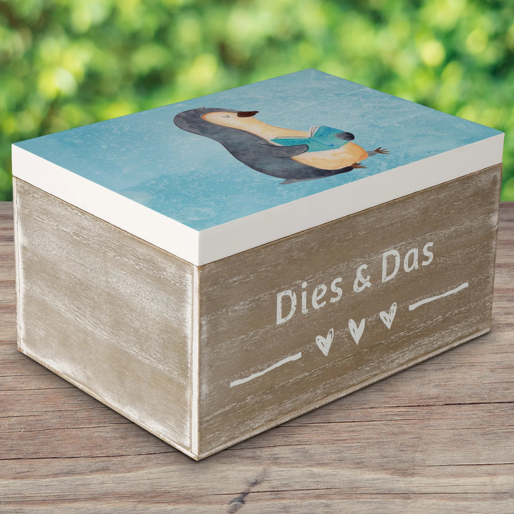 Wooden chest Penguin A book aufbewahrungstruhe, Schatulle, Aufbewahrungsbox aus Holz, kiste holz, aufbewahrungskiste mit deckel, holztruhen, aufbewahrungskisten, Holz Aufbewahrungsbox, holzkästchen, Aufbewahrungsbox Holz, holzschatulle, Box aus Holz, Aufbewahrungsbox, Aufbewahrungskiste, Holzboxen, Holzkiste mit Deckel, holzschachtel, Holzkisten, Holzbox, Holzbox mit Deckel, Holzkiste, box holz, aufbewahrungsboxen, truhe holz, Holztruhe, Pinguin, Bücherwurm, Pinguine, Lesen, Nichtstun, Ferien, Faulenzen, Buch, Freizeit, Urlaub