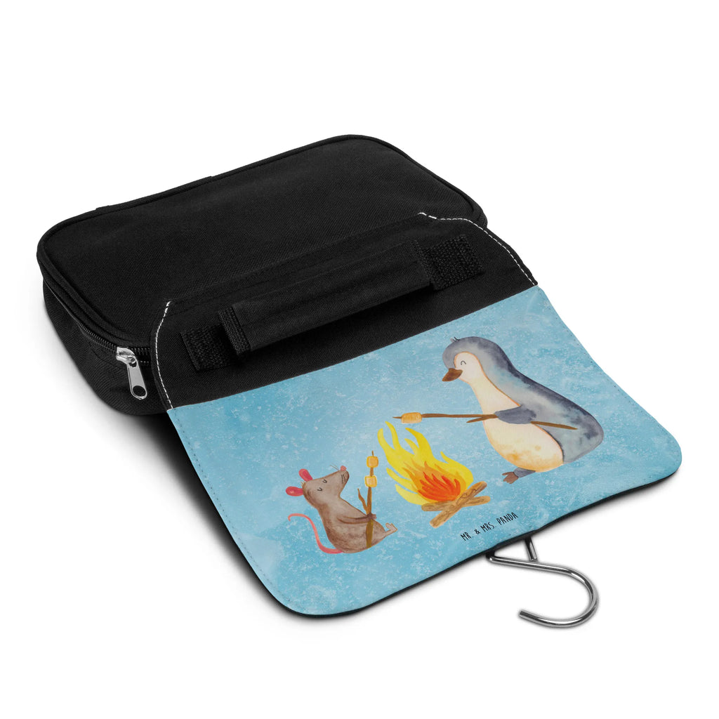 Wash bag Penguin campfire Schminktasche, Necessaire, Kulturtasche, hygienebeutel, beautycase, Waschtasche, Reisebeutel, Kulturbeutel, Kulturbeutel Waschbar, Toilettentasche, Waschbeutel, Kosmetiktasche, badtasche, Schminkbeutel, hygienetasche, Pinguin, Büroalltag, Büro, Lebensspruch, Lagerfeuer, Arbeit, Feuer, Leben, Grillen, Marshmallows, Job, Motivation, Neustart, Maus, Liebe, Pinguine, Lebensmotivation