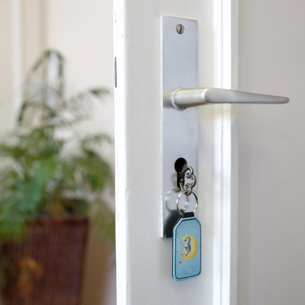 Rechteckig Schlüsselanhänger Pinguin Mond Rechteckiger Schlüsselanhänger, Schlüsselanhänger Rechteckig, Schlüsselanhänger Form Rechteck, Schlüsselanhänger Für Männer Rechteckig, Schlüsselanhänger Geschenk Rechteckig, Schlüsselanhänger Metall Rechteckig, Schlüsselanhänger Holz Rechteckig, Rechteckiger Anhänger Mit Logo, Schlüsselanhänger Mit Rechteckiger Form, Schlüsselanhänger Kunststoff Rechteckig, Schlüsselanhänger Personalisiert Rechteckig, Schlüsselanhänger Acryl Rechteckig, Rechteckiger Anhänger Für Schlüssel, Rechteckiger Schlüsselanhänger Mit Namen, Auto Schlüsselanhänger Rechteckig, Schlüsselanhänger Mit Foto Rechteckig, Schlüsselanhänger Für Familie Rechteckig, Schlüsselanhänger Leder Rechteckig, Werbegeschenk Schlüsselanhänger Rechteckig, Taschenanhänger Rechteckig, Rechteckiger Schlüsselanhänger Mit Wunschtext, Schlüsselanhänger Mit Gravur Rechteckig, Schlüsselanhänger Modern Rechteckig, Schlüsselanhänger Für Paare Rechteckig, Schlüsselanhänger Für Frauen Rechteckig, Schlüsselanhänger Büro Rechteckig, Pinguin, Gästezimmer, Schlafzimmer, Pinguine, Spruch, Nachtruhe, Einschlafen, schlafen, Schlafstörungen