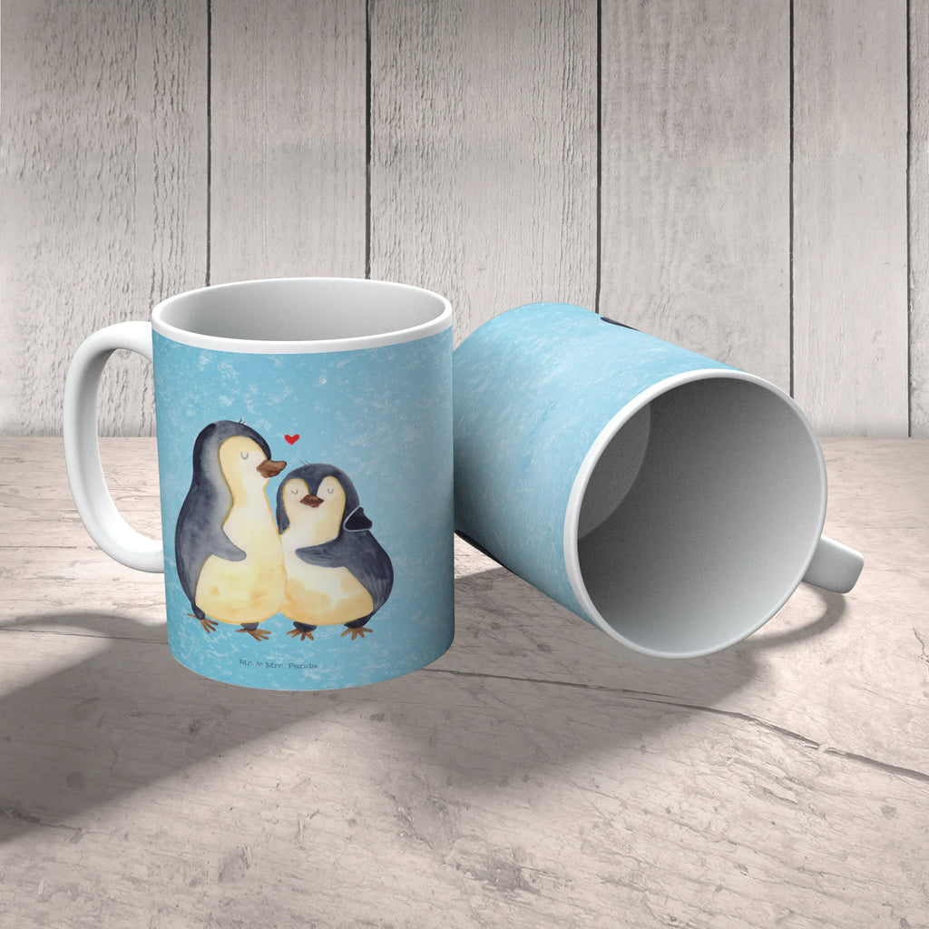 Kindertasse Pinguin umarmend Tasse Mit Henkel Für Kinder, Kindertasse Spülmaschinenfest, Trinklernbecher Aus Kunststoff, Kindertasse Für Baby, Kindertasse Mit Griffen, Kinder-Porzellantasse Mit Motiv, Kindertasse, Design Kindertasse, Kindertasse Bunt, Kinder-Porzellantasse, Nachhaltige Kindertasse, Kinder-Keramiktasse, Trinklernbecher, Tasse Für Kleinkinder, Kinderbecher Für Kleinkinder, Kindertasse Mit Strohhalm, Kinderbecher, Kindertasse Auslaufsicher, Kinderbecher Aus Edelstahl, Kindertasse Aus Silikon, Kindertasse Mit Cartoonmotiv, Tasse Für Schulanfänger, Kindertasse Mikrowellengeeignet, Kinderbecher Unzerbrechlich, Kindertasse Bruchsicher, Trinklernbecher Personalisiert, Kinder-Thermobecher, Trinklern-Tasse, Kindertasse Mit Tiermotiv, Kindertasse BPA-Frei, Kinderbecher Mit Deckel, Kindertasse Ökologisch, Kindertasse Handgemacht, Kindertasse Für Vorschüler, Kinderbecher Mit Spruch, Tasse Für Kinder, Trinklernbecher Mit Deckel, Pinguin, Liebesgeschenk, Hochzeitsgeschenk, Hochzeit, Liebesbeweis, Verlobung, Jahrestag, Hochzeitstag, Liebe, Liebespaar