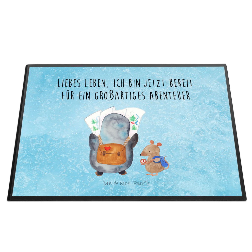 Schreibtischunterlage Pinguin & Maus Wanderer Schreibtischunterlage Groß, Schreibunterlage, Schreibtisch Unterlagen, Schreibtischauflage, Schreibwaren, Büroartikel, Bürobedarf, Pinguin, Abenteurer, Wanderlust, Roadtrip, Pinguine, Ausflug, wandern, Abenteuer