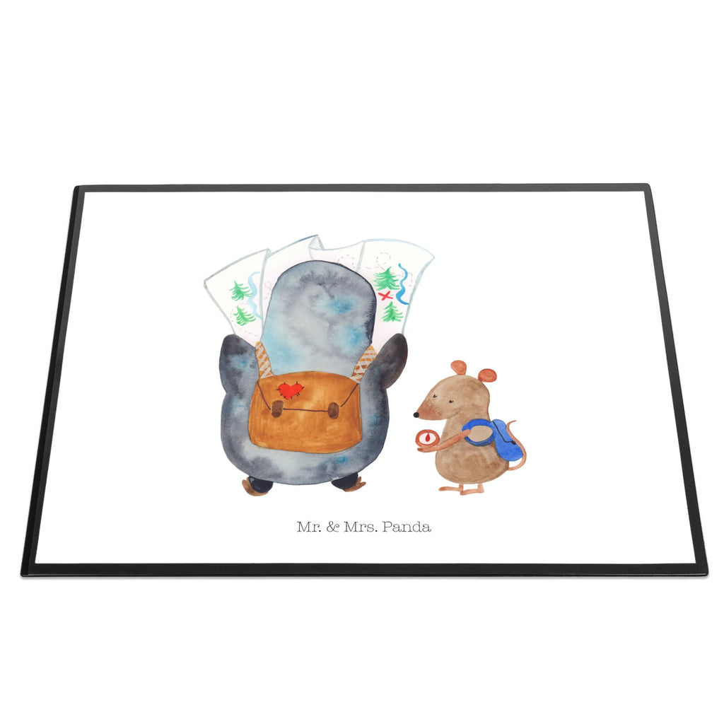 Schreibtischunterlage Pinguin & Maus Wanderer Schreibtischunterlage Groß, Schreibunterlage, Schreibtisch Unterlagen, Schreibtischauflage, Schreibwaren, Büroartikel, Bürobedarf, Pinguin, Abenteurer, Wanderlust, Roadtrip, Pinguine, Ausflug, wandern, Abenteuer