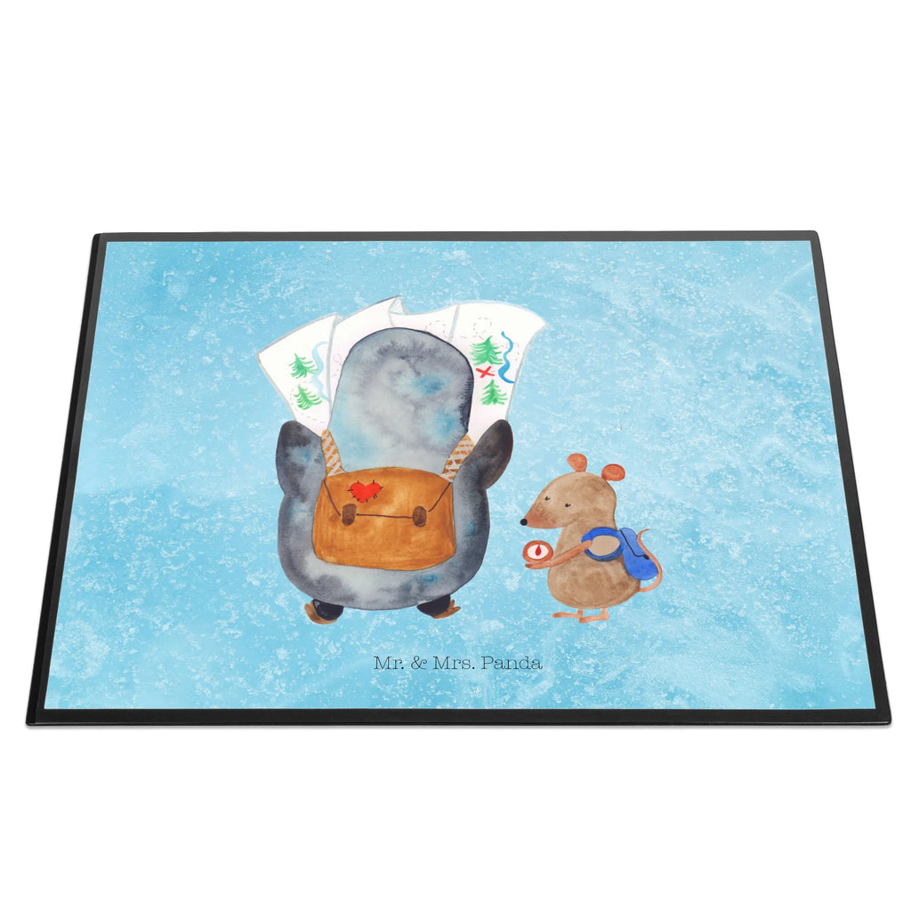 Schreibtischunterlage Pinguin & Maus Wanderer Schreibtischunterlage Groß, Schreibunterlage, Schreibtisch Unterlagen, Schreibtischauflage, Schreibwaren, Büroartikel, Bürobedarf, Pinguin, Abenteurer, Wanderlust, Roadtrip, Pinguine, Ausflug, wandern, Abenteuer