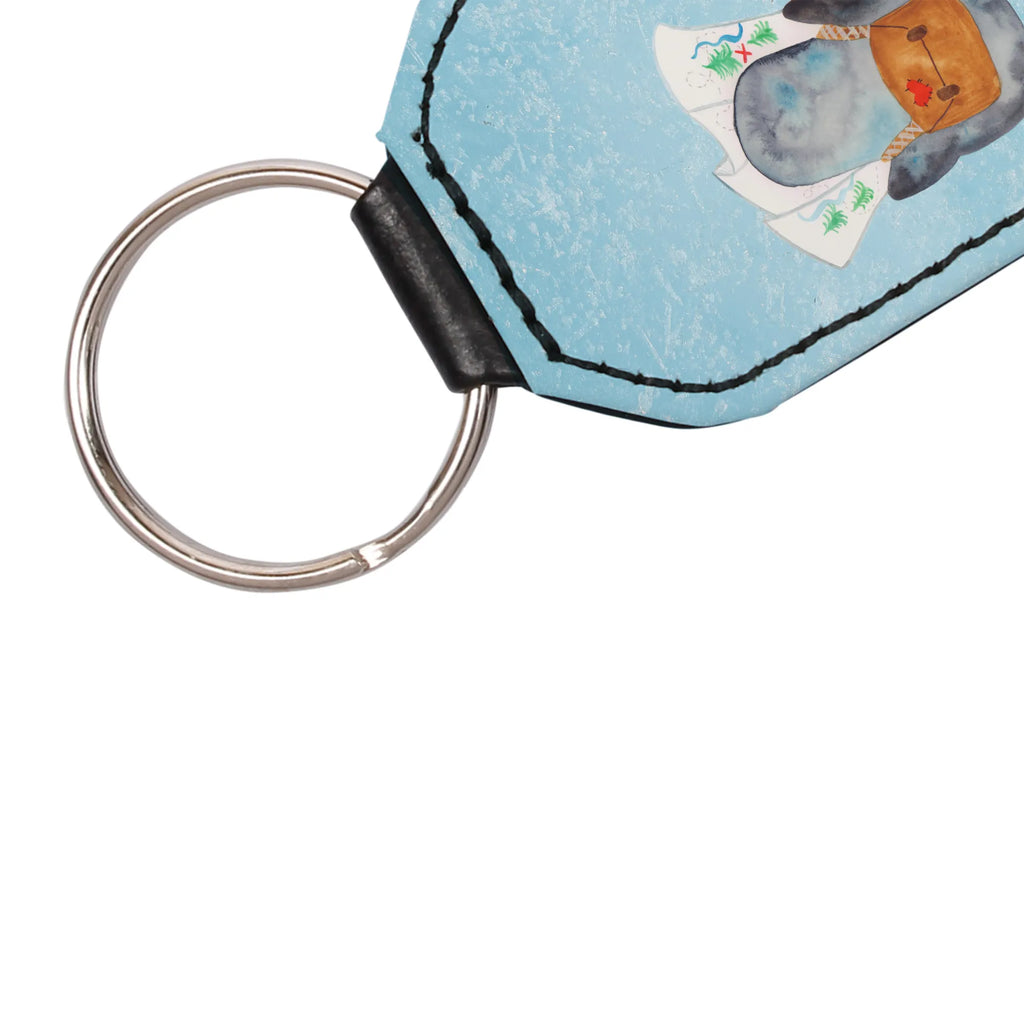 Rectangular key ring Penguin & Mouse Hiker Rechteckiger Schlüsselanhänger Mit Namen, Schlüsselanhänger Für Frauen Rechteckig, Auto Schlüsselanhänger Rechteckig, Rechteckiger Anhänger Für Schlüssel, Schlüsselanhänger Holz Rechteckig, Schlüsselanhänger Leder Rechteckig, Schlüsselanhänger Mit Gravur Rechteckig, Schlüsselanhänger Für Paare Rechteckig, Schlüsselanhänger Kunststoff Rechteckig, Taschenanhänger Rechteckig, Schlüsselanhänger Metall Rechteckig, Schlüsselanhänger Mit Rechteckiger Form, Schlüsselanhänger Modern Rechteckig, Schlüsselanhänger Form Rechteck, Schlüsselanhänger Rechteckig, Schlüsselanhänger Acryl Rechteckig, Rechteckiger Anhänger Mit Logo, Schlüsselanhänger Mit Foto Rechteckig, Rechteckiger Schlüsselanhänger Mit Wunschtext, Werbegeschenk Schlüsselanhänger Rechteckig, Rechteckiger Schlüsselanhänger, Schlüsselanhänger Geschenk Rechteckig, Schlüsselanhänger Für Männer Rechteckig, Schlüsselanhänger Personalisiert Rechteckig, Schlüsselanhänger Büro Rechteckig, Schlüsselanhänger Klassisch, Schlüsselanhänger Für Familie Rechteckig, Pinguin, wandern, Roadtrip, Abenteuer, Abenteurer, Ausflug, Pinguine, Wanderlust