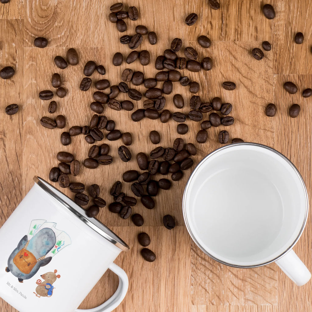 Kempingowy kubek emaliowany Pingwin i Mysz Wędrowcy Tasse Emaille, wanderbecher, Teetasse, Pott, Tasse, Teebecher, Emailletasse, reisetasse, becher emaille, Emaille Tasse, Campingtasse, emaillebecher, Becher, Blechtasse, wandertasse, Metalltasse, metallbecher, Campingbecher, Kaffeebecher, Kaffeetasse, Trinkbecher, Emaille Becher, Reisebecher, blechbecher, Pinguin, Roadtrip, Ausflug, Abenteurer, Pinguine, Wanderlust, Abenteuer, Wandern