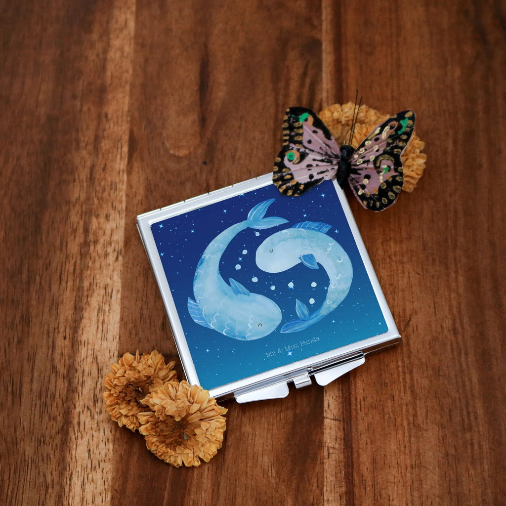 Handbag mirror Star sign fish Vintage Kompaktspiegel, Spiegel Für Handtasche, Kompaktspiegel, Deko Handspiegel, Spiegel Für Make-Up Tasche, Spiegel Für Schminktasche, Mini Spiegel, Quadratischer Handspiegel, Klappbarer Handspiegel, Schminkspiegel To Go, Spiegel Für Unterwegs, Handspiegel Mit Hülle, Reise Spiegel, Taschenspiegel, Handspiegel Geschenkidee, Tragbarer Spiegel, Handspiegel Für Damen, Klappbarer Taschenspiegel, Handspiegel Zum Mitnehmen, Runder Taschenspiegel, Schminkspiegel Kompakt, Klappspiegel, Handtaschenspiegel, Design Taschenspiegel, Taschen-Kosmetikspiegel, Kosmetikspiegel Klein, Tierkreiszeichen, Sternzeichen, Horoskop, Astrologie, Aszendent, Geburtstag Februar, Geburtstag März, Fische Geschenk, Geschenk März, Fisch, Geschenk Februar, Fische Sternbild, Fische Sternzeichen