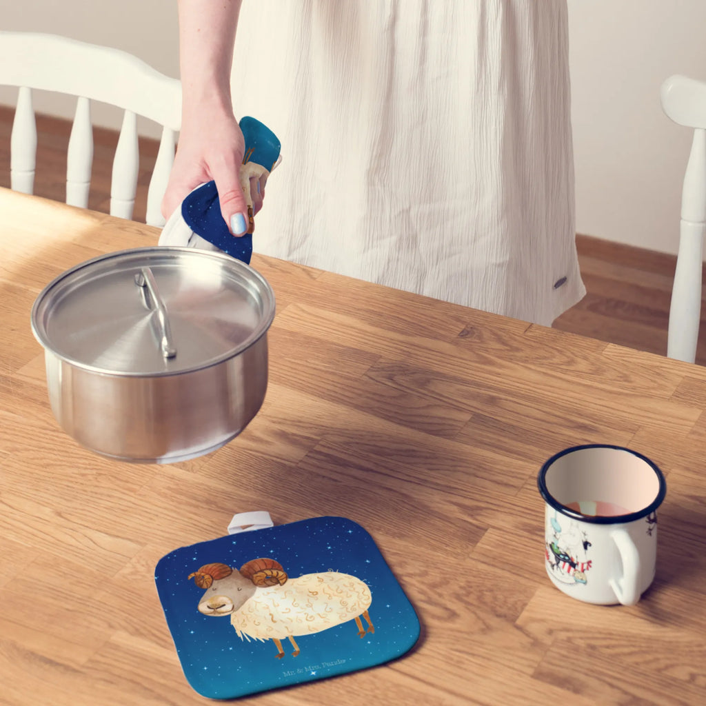 2er Set Topflappen  Sternzeichen Widder Topflappen, Topflappen Set, Schöne Topflappen, Ofenhandschuhe, Topflappen lustig, Ofenhandschuh, Topfhandschuh, Topflappen mit Spruch, Topflappenset, Topfuntersetzer, Topfhandschuhe, Topflappen 2er Set, Tierkreiszeichen, Sternzeichen, Horoskop, Astrologie, Aszendent, Widder Sternzeichen, Geburtstag April, Geschenk März, Geschenk April, Widder Geschenk, Schafbock, Geburtstag März, Bock