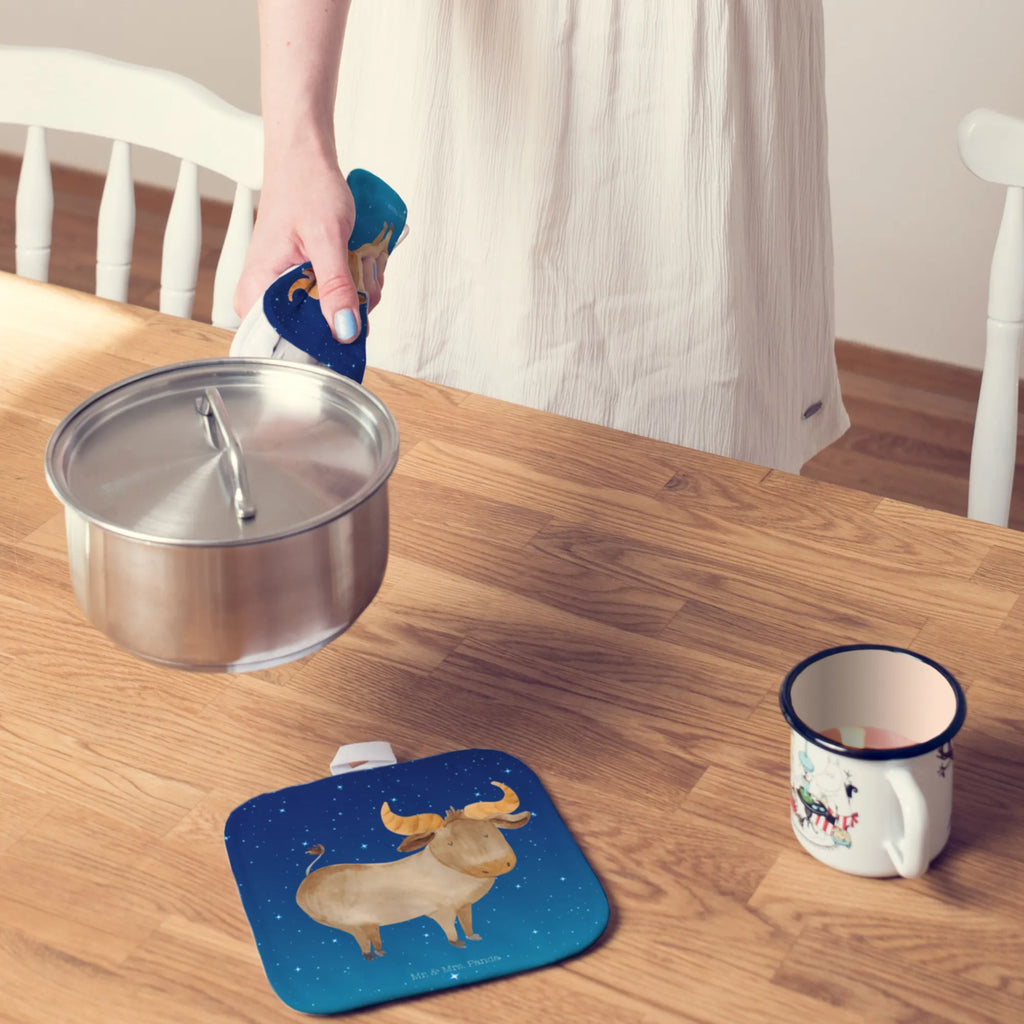 2er Set Topflappen  Sternzeichen Stier Topflappen, Topfuntersetzer, Topflappenset, Topflappen Set, Topfhandschuhe, topfhalter, Topflappen 2er Set, 2er Set Topflappen, Horoskop, Astrologie, Aszendent, Sternzeichen, Tierkreiszeichen, Ochse, Stier Geschenk, Rind, Stier Sternzeichen, Geburtstag Mai, Geschenk Mai, Geschenk April, Geburtstag April, Stier