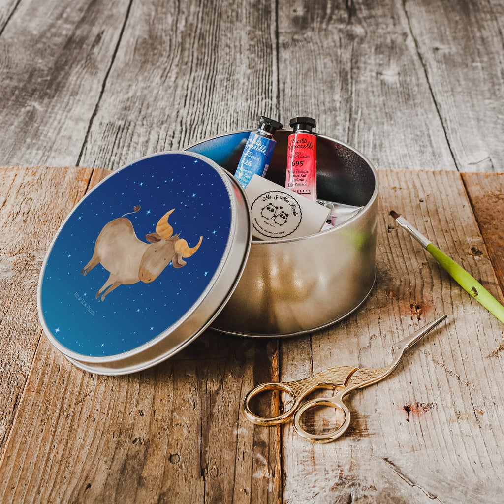 okrągła puszka z blachy Znak zodiaku Byk runde keksdose, Runde Blechdose, gebäckdosen, runddose, runde dosen, Metalldose, runde blechdosen, Aufbewahrungsbox, Runde Dose, Blechdose, dosen, plätzchendose, metalldosen, geschenkdosen, Metallbox, runddosen, Keksdose, Metalldose Rund, Vorratsdose, Aufbewahrungsdosen, runde keksdosen, Blechdose Rund, plätzchendosen, gebäckdose, blechdosen, Geschenkdose, Vorratsdosen, keksdosen, metallboxen, Dose, Aufbewahrungsdose, Sternzeichen, Tierkreiszeichen, Horoskop, Astrologie, Aszendent, Geschenk Mai, Stier Geschenk, Rind, Stier, Ochse, Geschenk April, Stier Sternzeichen, Geburtstag Mai, Geburtstag April