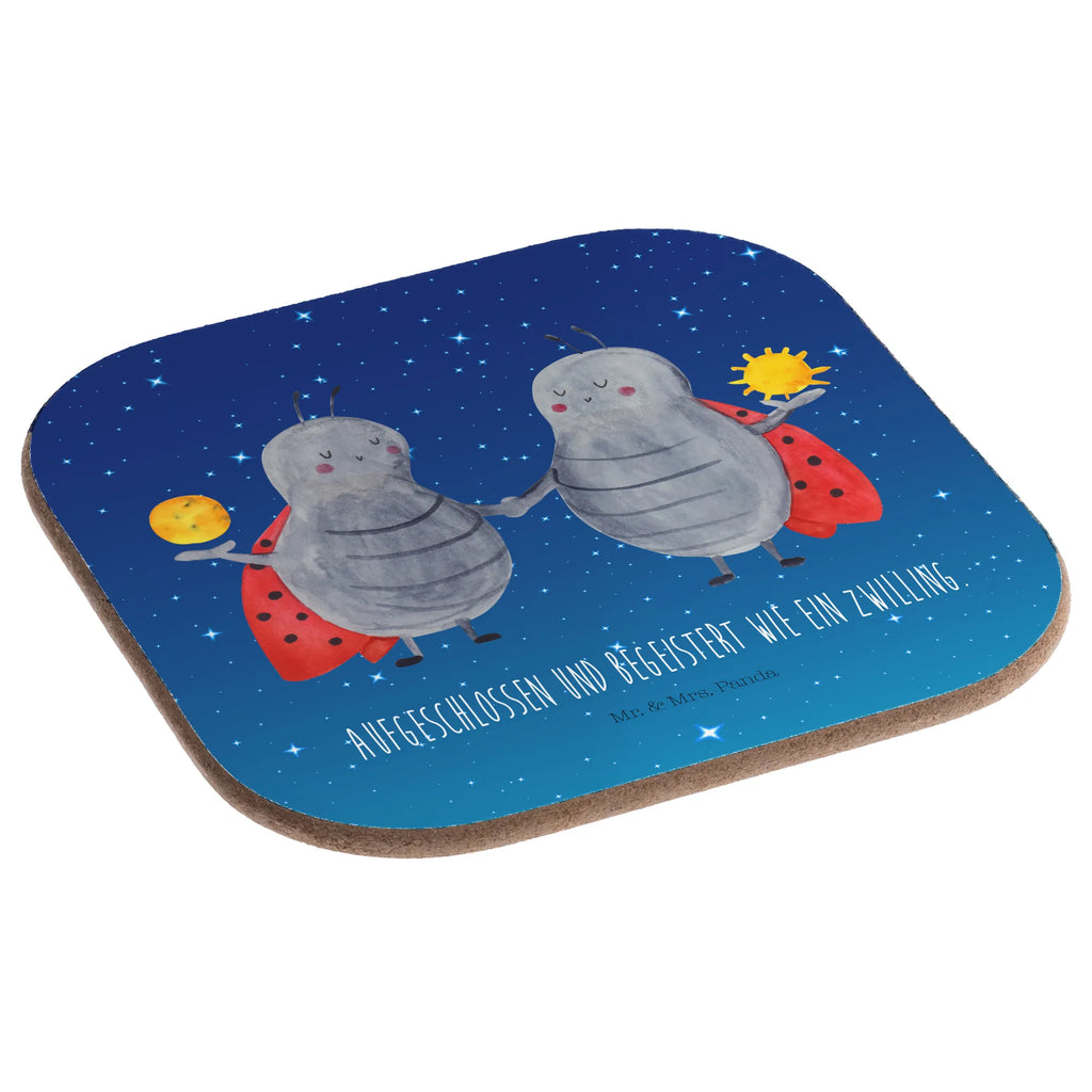 Podkładka znak zodiaku Bliźniak weinuntersetzer, Untersetzer Tasse, weinflaschenuntersetzer, Flaschenuntersetzer, bieruntersetzer, Kaffeeuntersetzer, Tassen Untersetzer, Design Untersetzer, Quadratischer Untersetzer, Tischuntersetzer, Untersetzer Glas, Untersetzer Quadratisch, hartfaseruntersetzer, Untersetzer Kaffee, Untersetzer, garten untersetzer, Getränkeuntersetzer, unterleger, gläseruntersetzer, Tassenuntersetzer, party untersetzer, Teeuntersetzer, Untersetzer Gläser, Becheruntersetzer, esstisch untersetzer, Coaster, schutzuntersetzer, grill untersetzer, Tischschoner, Untersetzer Tee, Glasuntersetzer, deko untersetzer, Holzuntersetzer, eckiger untersetzer, Baruntersetzer, Untersetzer für Gläser, hartfaser untersetzer, bar untersetzer, weinglasuntersetzer, Horoskop, Astrologie, Aszendent, Sternzeichen, Tierkreiszeichen, Zwilling Sternzeichen, Geburtstag Mai, Zwillingsschwester, Geschenk Mai, Geschenk Juni, Zwilling Geschenk, Marienkäfer, Glückskäfer, Zwillinge, Zwillingsbruder