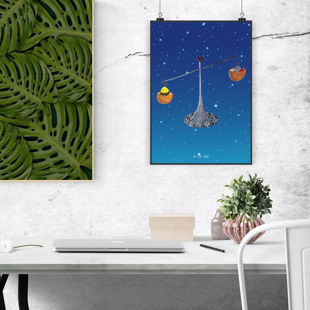 Poster Star sign Scale Wanddeko Bild, Wandschmuck, Poster, grafikposter, kunstposter, wanddruck, Bild, drucke, wandkunst, Wandposter, Bild für Wand, kunst für die wand, Kunstdruck, Posterdruck, wanddeko, Wandbild, Deko Bild, kunstdruck poster, Mr. & Mrs. Panda Poster, Plakat, Wanddekoration, Designposter, Aszendent, Astrologie, Horoskop, Tierkreiszeichen, Sternzeichen, Gleichgewicht, Waage Sternzeichen, Waage, Hummel, Geschenk September, Marienkäfer, Waage Geschenk, Geburtstag Oktober, Biene, Geschenk Oktober, Geburtstag September