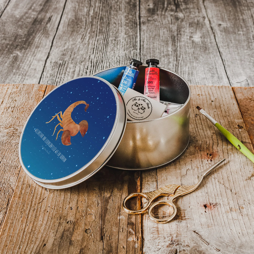 okrągła puszka z blachy znak zodiaku Skorpion runde blechdosen, Dose, runddose, runddosen, Runde Blechdose, Keksdose, metallboxen, runde keksdose, Aufbewahrungsdose, gebäckdose, Blechdose Rund, runde dosen, Metallbox, keksdosen, Geschenkdose, plätzchendose, geschenkdosen, Runde Dose, gebäckdosen, Aufbewahrungsdosen, Blechdose, blechdosen, Vorratsdosen, Vorratsdose, plätzchendosen, Metalldose Rund, Aufbewahrungsbox, Metalldose, dosen, runde keksdosen, metalldosen, Sternzeichen, Tierkreiszeichen, Horoskop, Astrologie, Aszendent, Skorpion Geschenk, Geschenk November, Skorpion Sternzeichen, Geburtstag Oktober, Skorpione, Geschenk Oktober, Geburtstag November