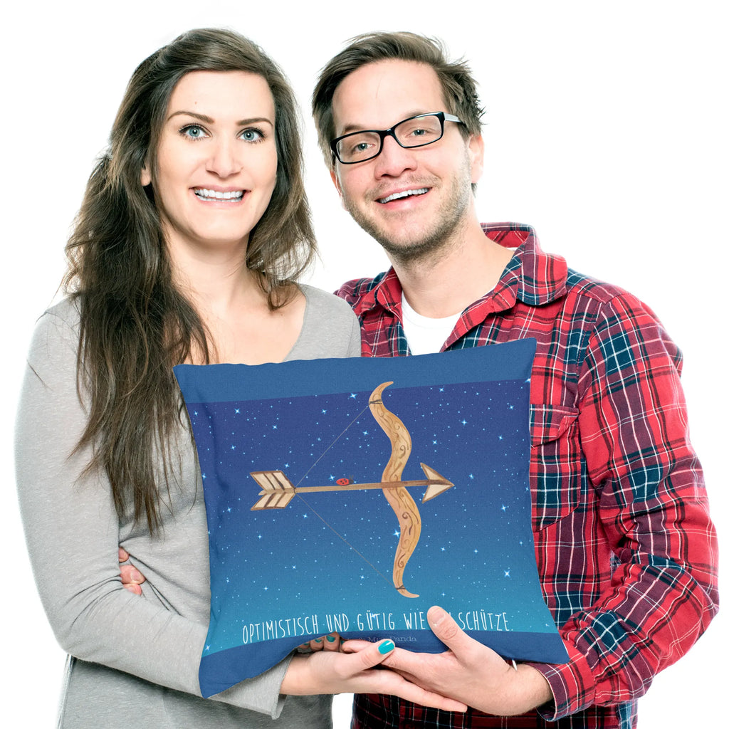 40x40 Kissen Sternzeichen Schütze Sofakissen, Kissenhülle, Dekokissen, Sofakissen 40x40, Motivkissen, Kissenhülle 40x40, Couchkissen, sitzkissen, sofakissen, Kissen, Kopfkissen 40x40, Dekokissen 40x40, Kopfkissen, Kissen 40x40, Kissenbezüge, Kissenbezug 40x40, Dekokissen Sofa, Zierkissen, Kissen 40x40 Waschbar, Tierkreiszeichen, Sternzeichen, Horoskop, Astrologie, Aszendent, Geburtstag Dezember, Geschenk Dezember, Geschenk November, Schütze Geschenk, Geschenk Schützenfest, Schütze Sternzeichen, Schütze, Geburtstag November