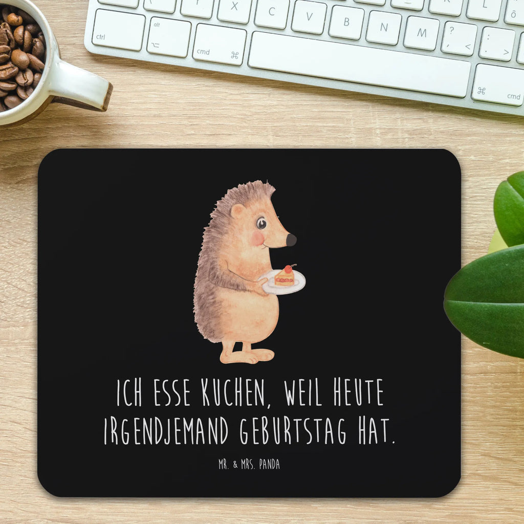 Mouse mat Hedgehog piece of cake Mausunterlage, Mauspad Büro, Arbeitszimmer, Einzigartiges Mauspad, Mousepad, Büroausstattung, Designer Mauspad, Computer zubehör, Mauspad, PC Zubehör, Tiermotive, Gute Laune, lustige Sprüche, Tiere, Backen Geschenk, Torte, Igel, Geburtstagskuchen, Einladung Party, Essen Spruch, Kuchen backen, Kuchen