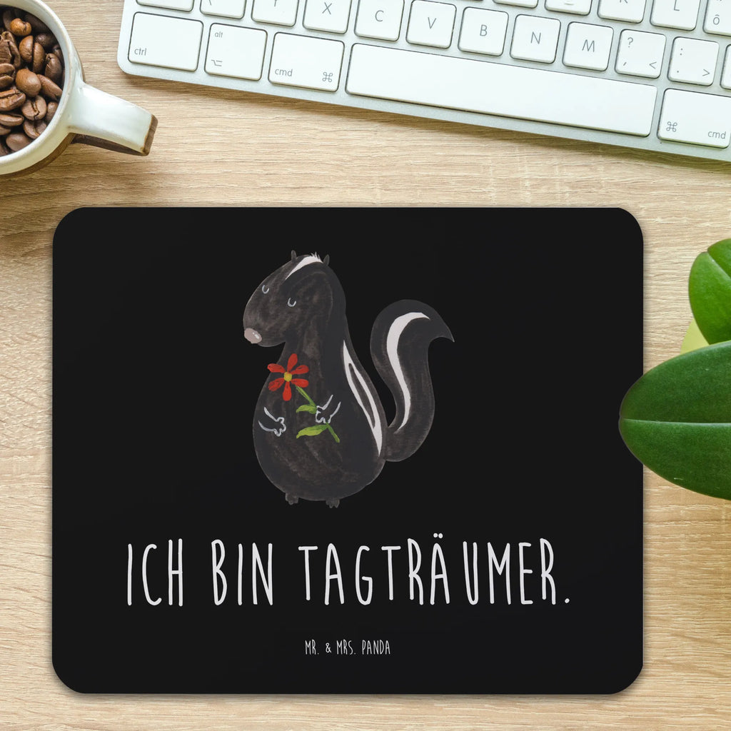 Mouse mat skunk flower Arbeitszimmer, Büroausstattung, Einzigartiges Mauspad, Computer zubehör, Designer Mauspad, Mauspad, PC Zubehör, Mausunterlage, Mousepad, Mauspad Büro, Stinktier, Skunk, Stinker, Wildtier, Tagträumer, verträumt, Stinki, Raubtier, Dreams, Träume