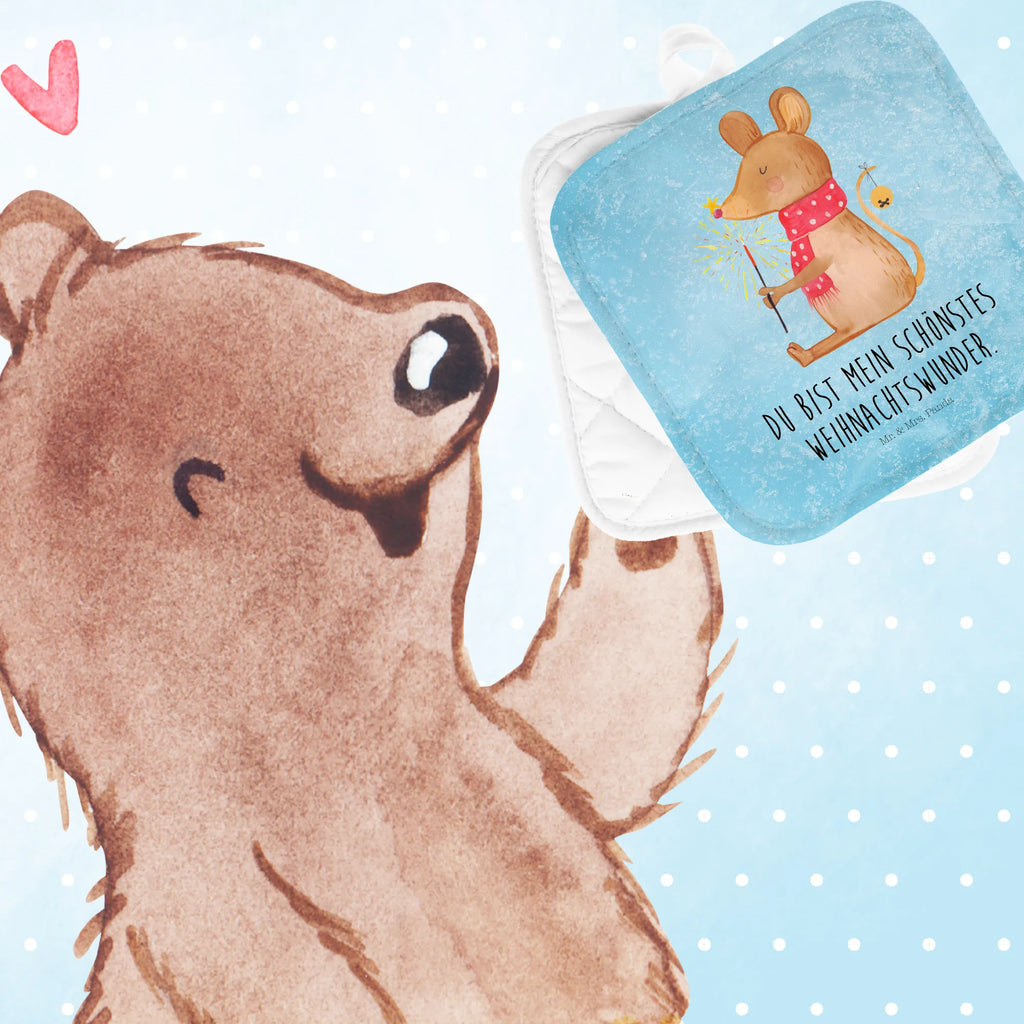 2er Set Topflappen  Weihnachtsmaus Topflappenset, Topfhandschuh, Schöne Topflappen, Topfhandschuhe, Topfuntersetzer, Topflappen 2er Set, Topflappen, Ofenhandschuhe, Topflappen Set, Topflappen lustig, Ofenhandschuh, Topflappen mit Spruch, Winter, Weihnachten, Weihnachtsdeko, Nikolaus, Advent, Heiligabend, Wintermotiv, Frohe Weihnachten, Weihnachtswunder, Weihnachtsmotiv, Mäuschen, Maus, Weihnachtsgruß